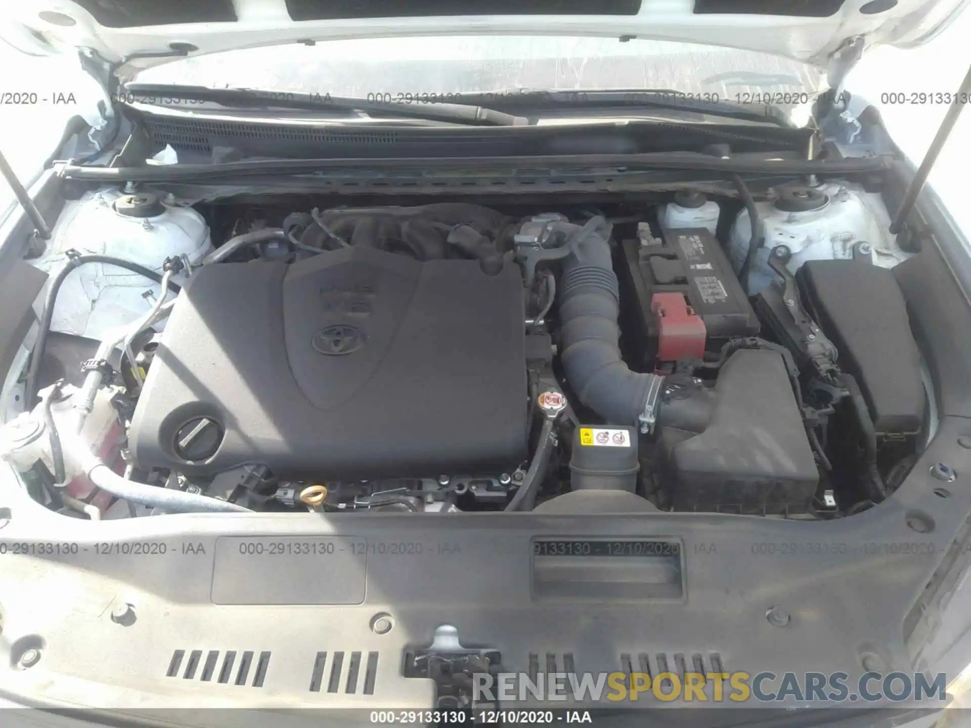 10 Photograph of a damaged car 4T1FZ1FB2LU039485 TOYOTA AVALON 2020