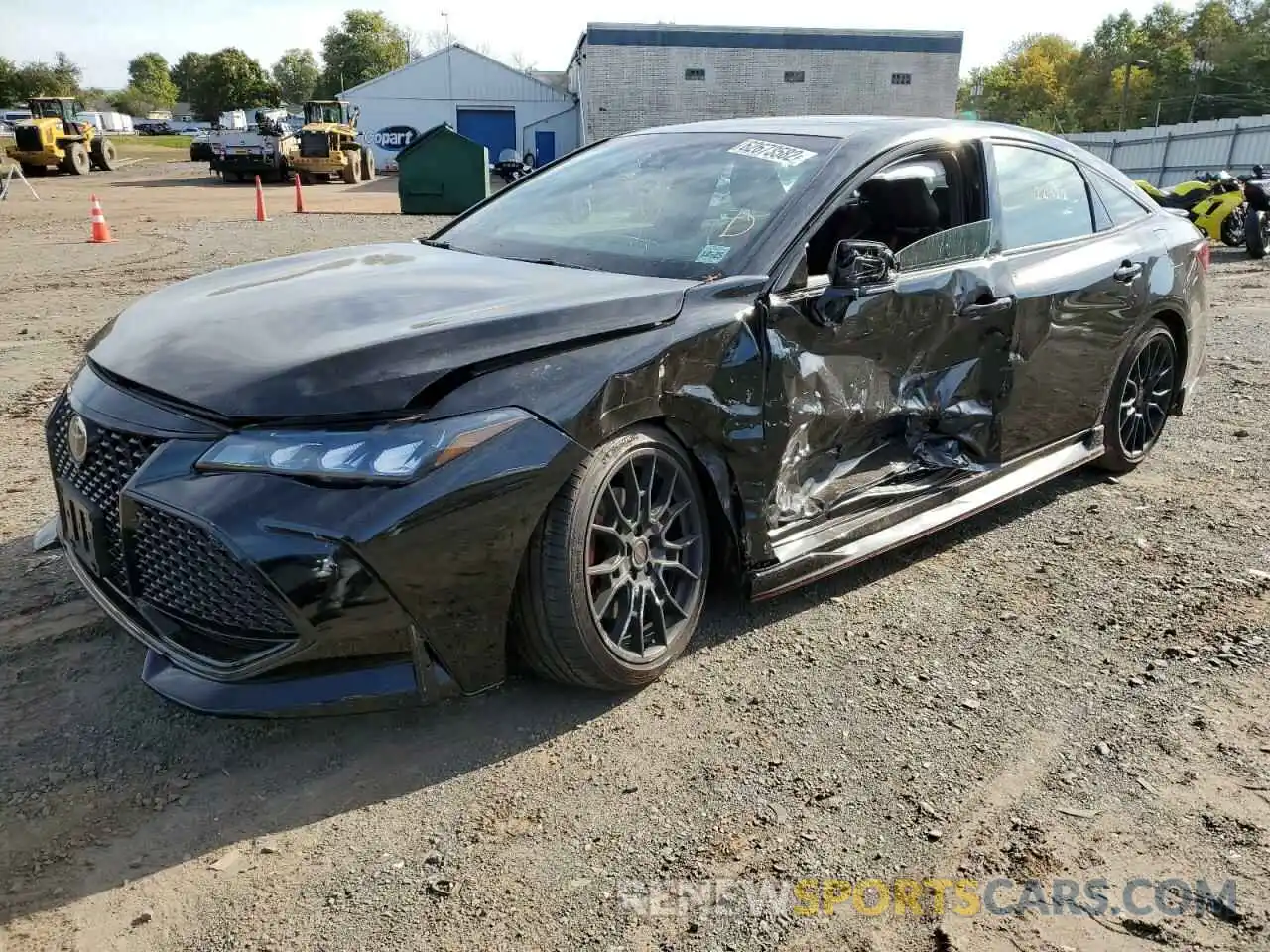 2 Photograph of a damaged car 4T1FZ1FB2LU054200 TOYOTA AVALON 2020