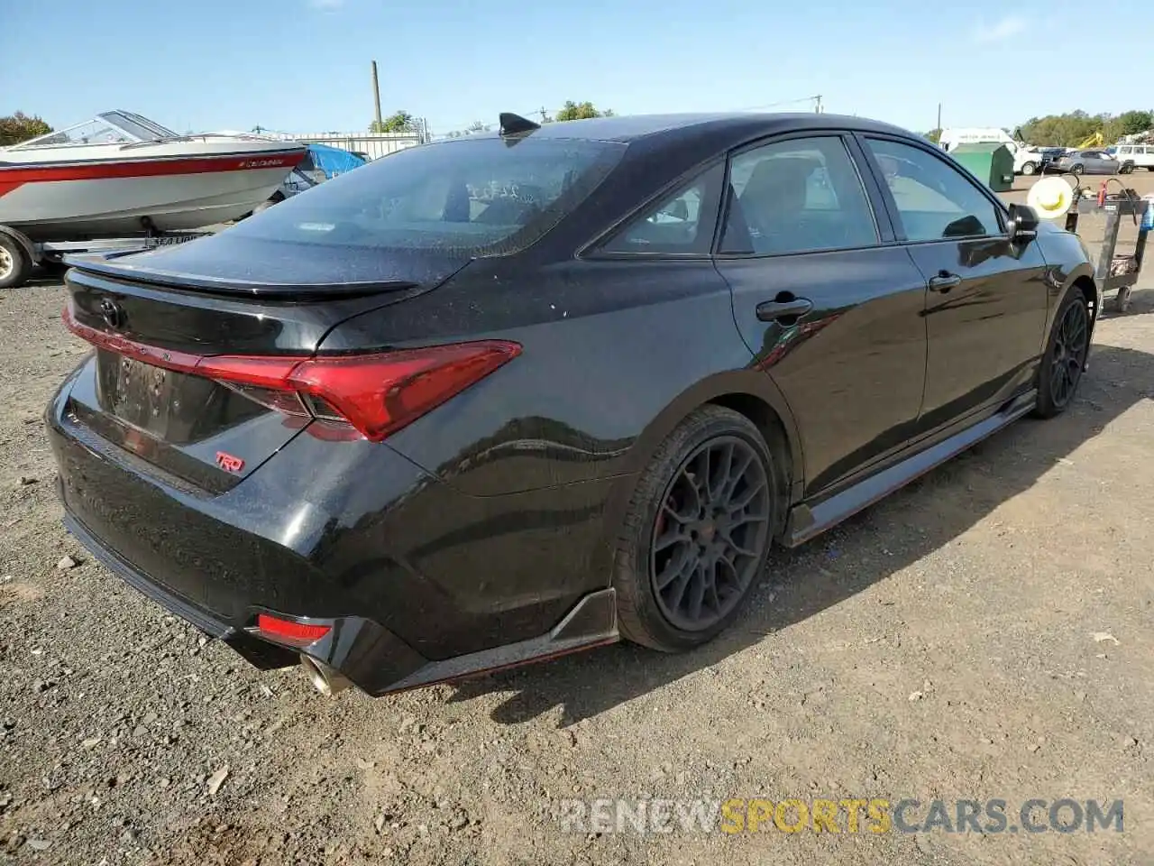 4 Photograph of a damaged car 4T1FZ1FB2LU054200 TOYOTA AVALON 2020