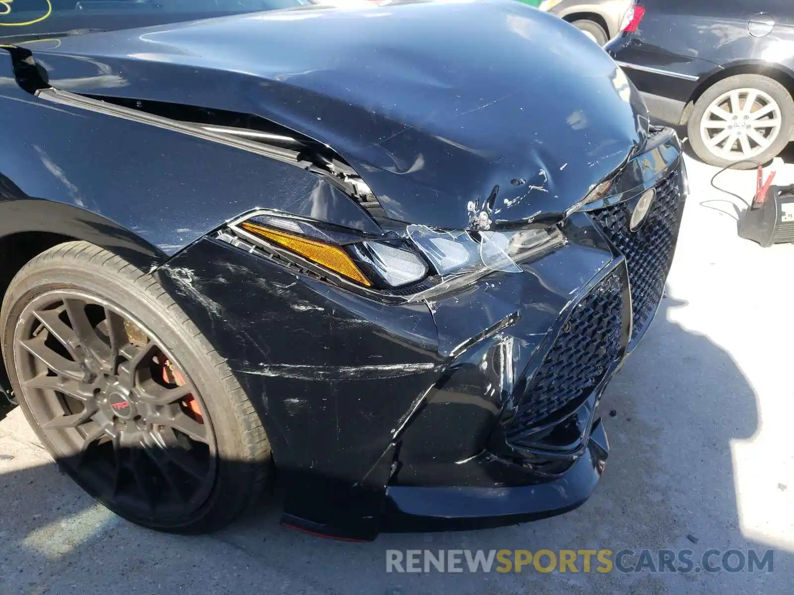 9 Photograph of a damaged car 4T1FZ1FB3LU039446 TOYOTA AVALON 2020