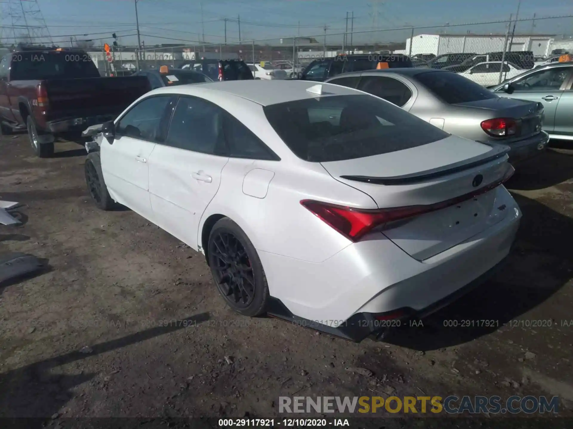 3 Photograph of a damaged car 4T1FZ1FB4LU052139 TOYOTA AVALON 2020