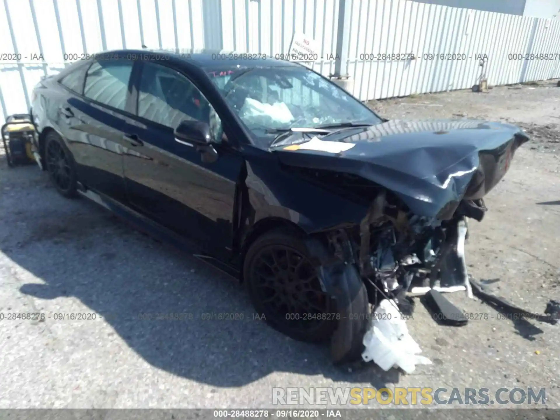 1 Photograph of a damaged car 4T1FZ1FB5LU047919 TOYOTA AVALON 2020