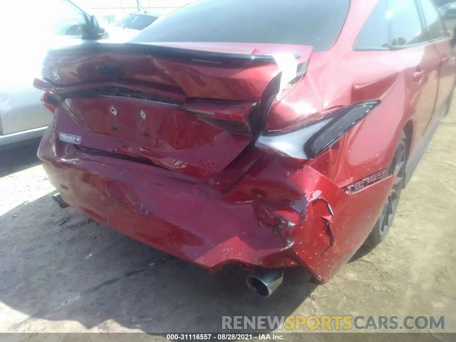 6 Photograph of a damaged car 4T1FZ1FB5LU049069 TOYOTA AVALON 2020