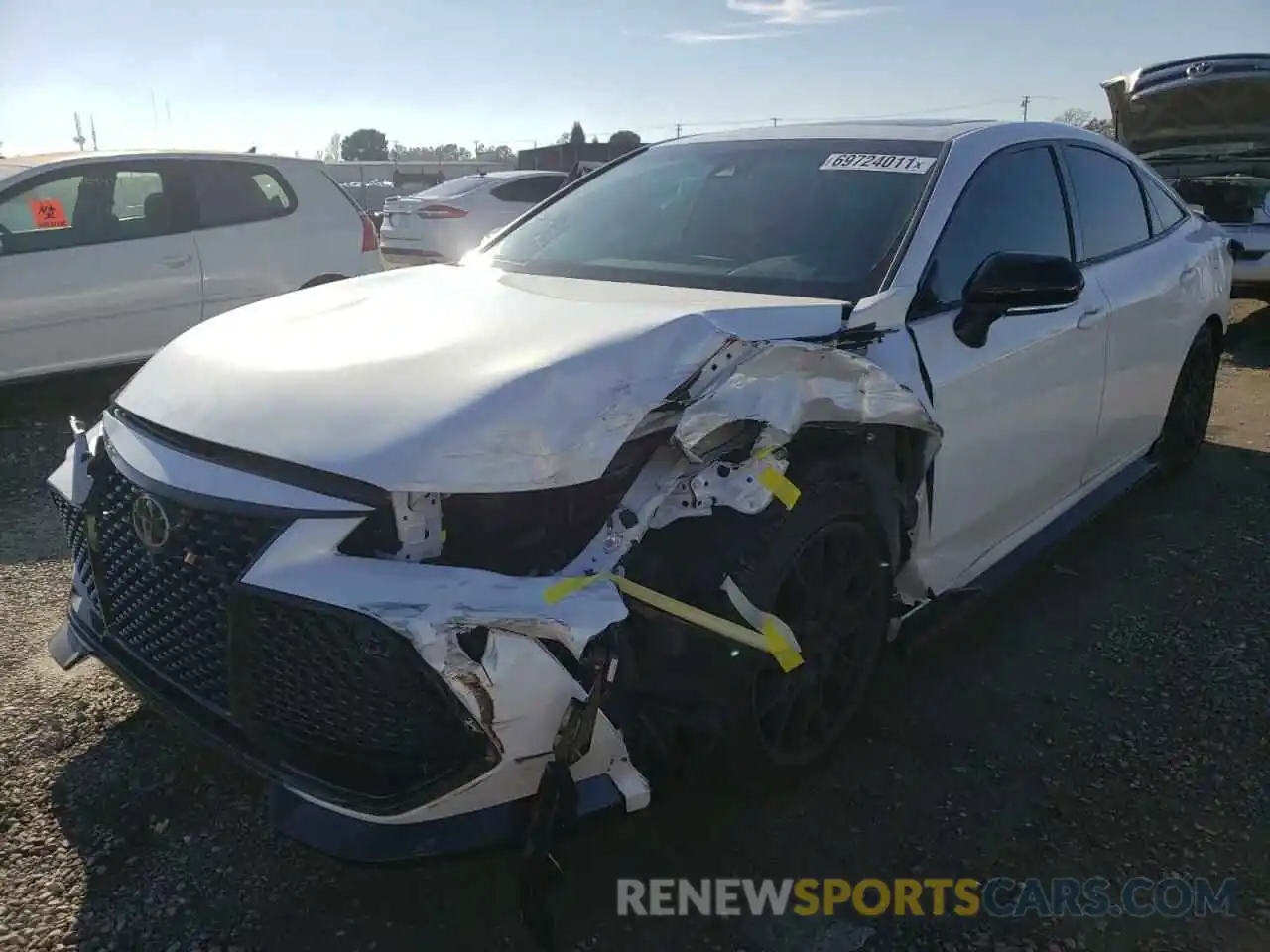 2 Photograph of a damaged car 4T1FZ1FB6LU049856 TOYOTA AVALON 2020