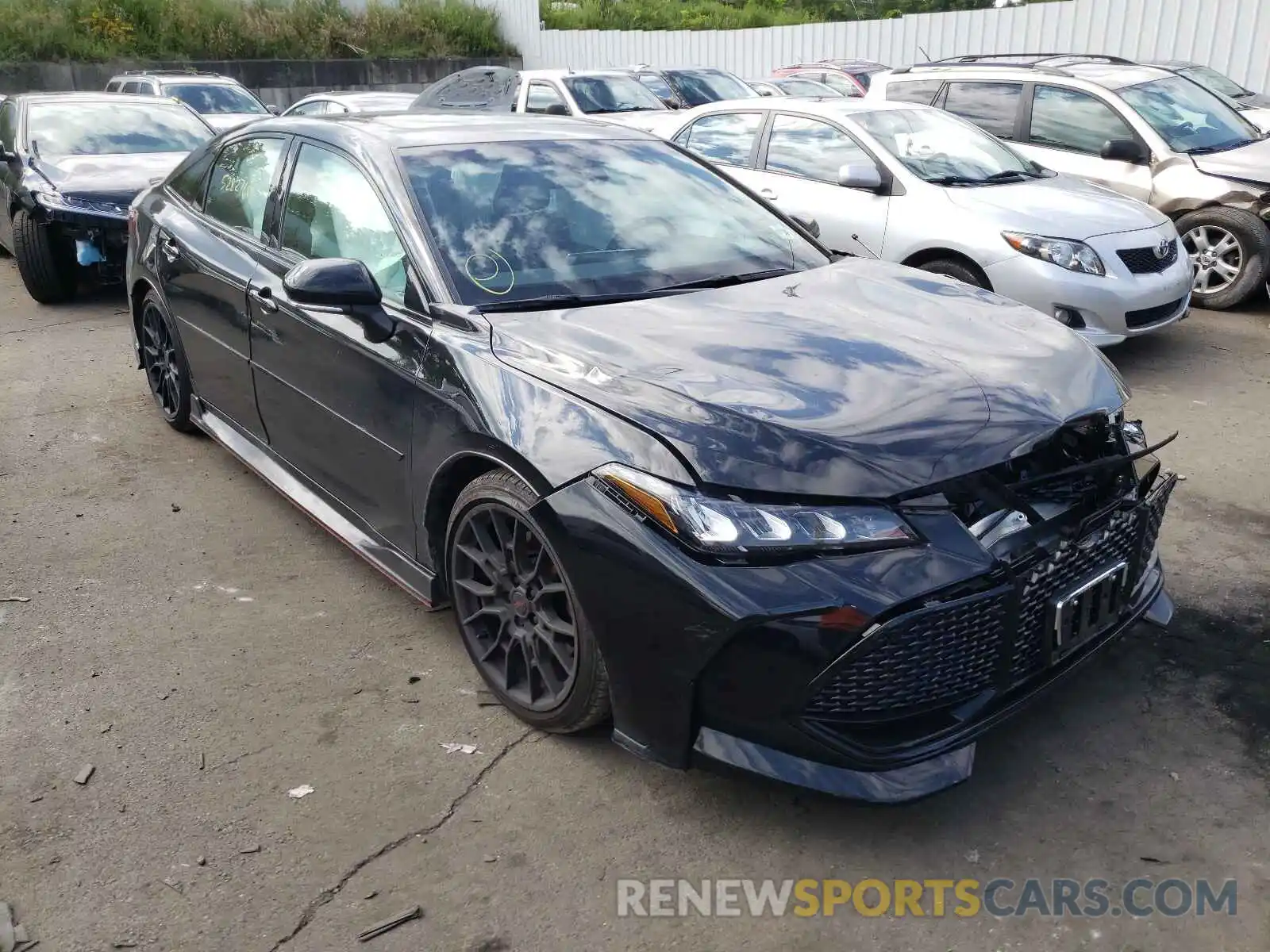 1 Photograph of a damaged car 4T1FZ1FB6LU049887 TOYOTA AVALON 2020