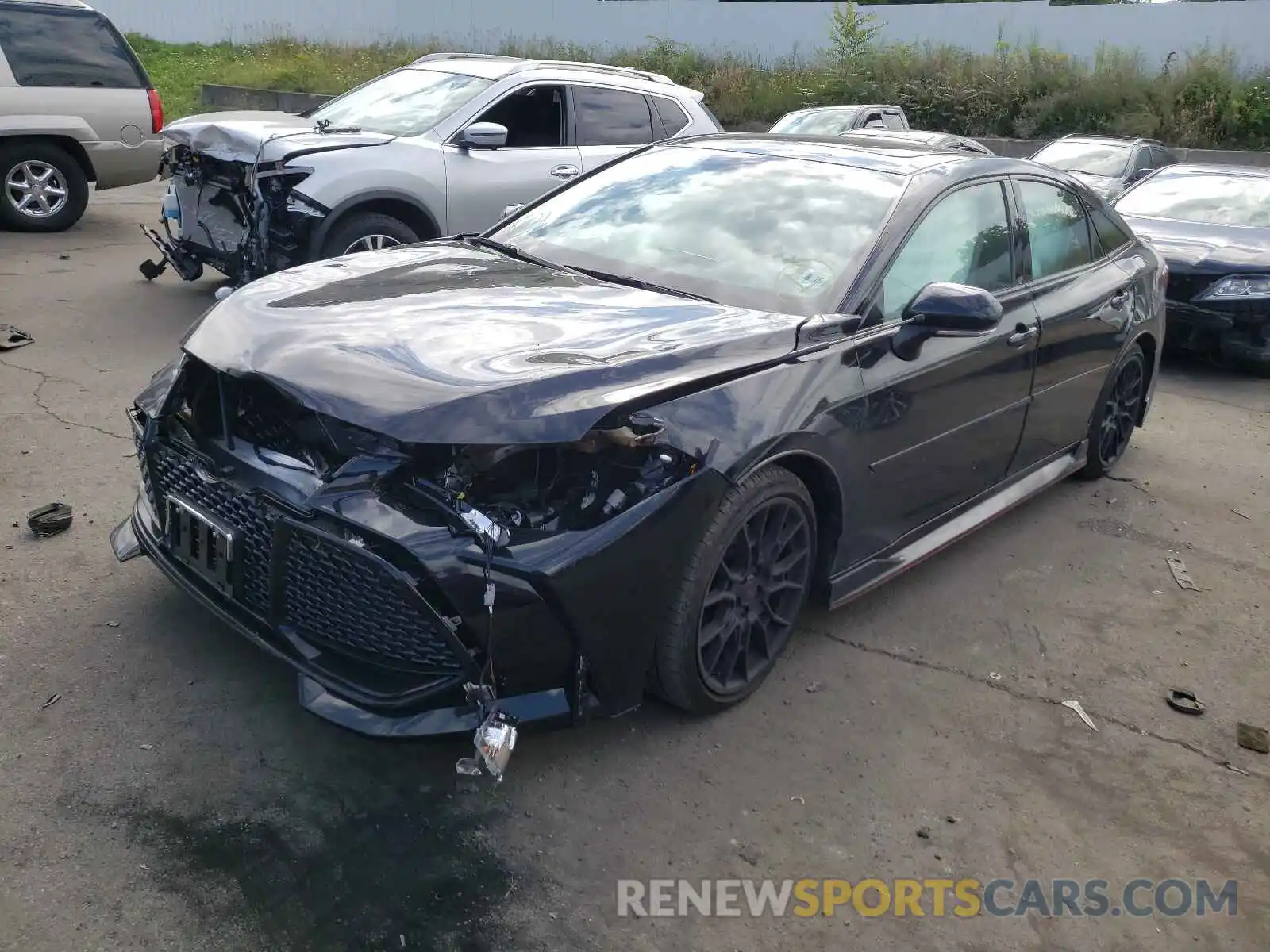 2 Photograph of a damaged car 4T1FZ1FB6LU049887 TOYOTA AVALON 2020