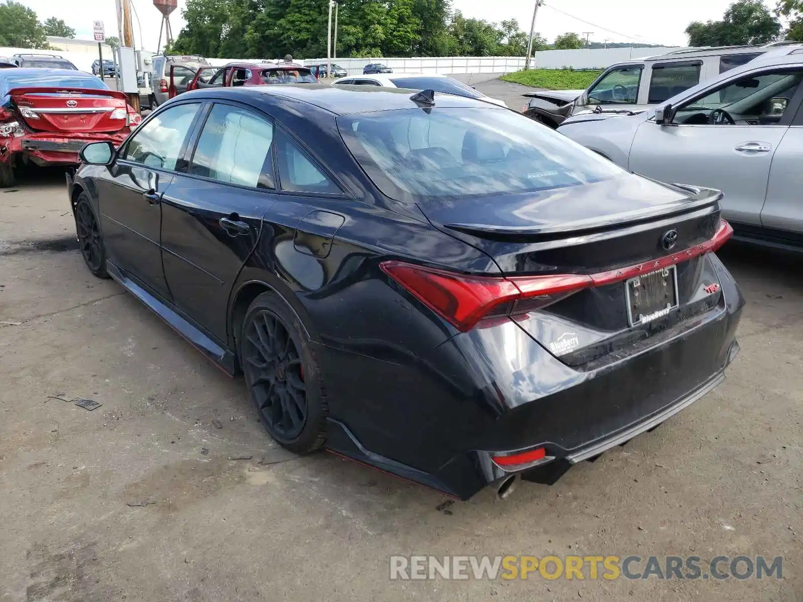 3 Photograph of a damaged car 4T1FZ1FB6LU049887 TOYOTA AVALON 2020