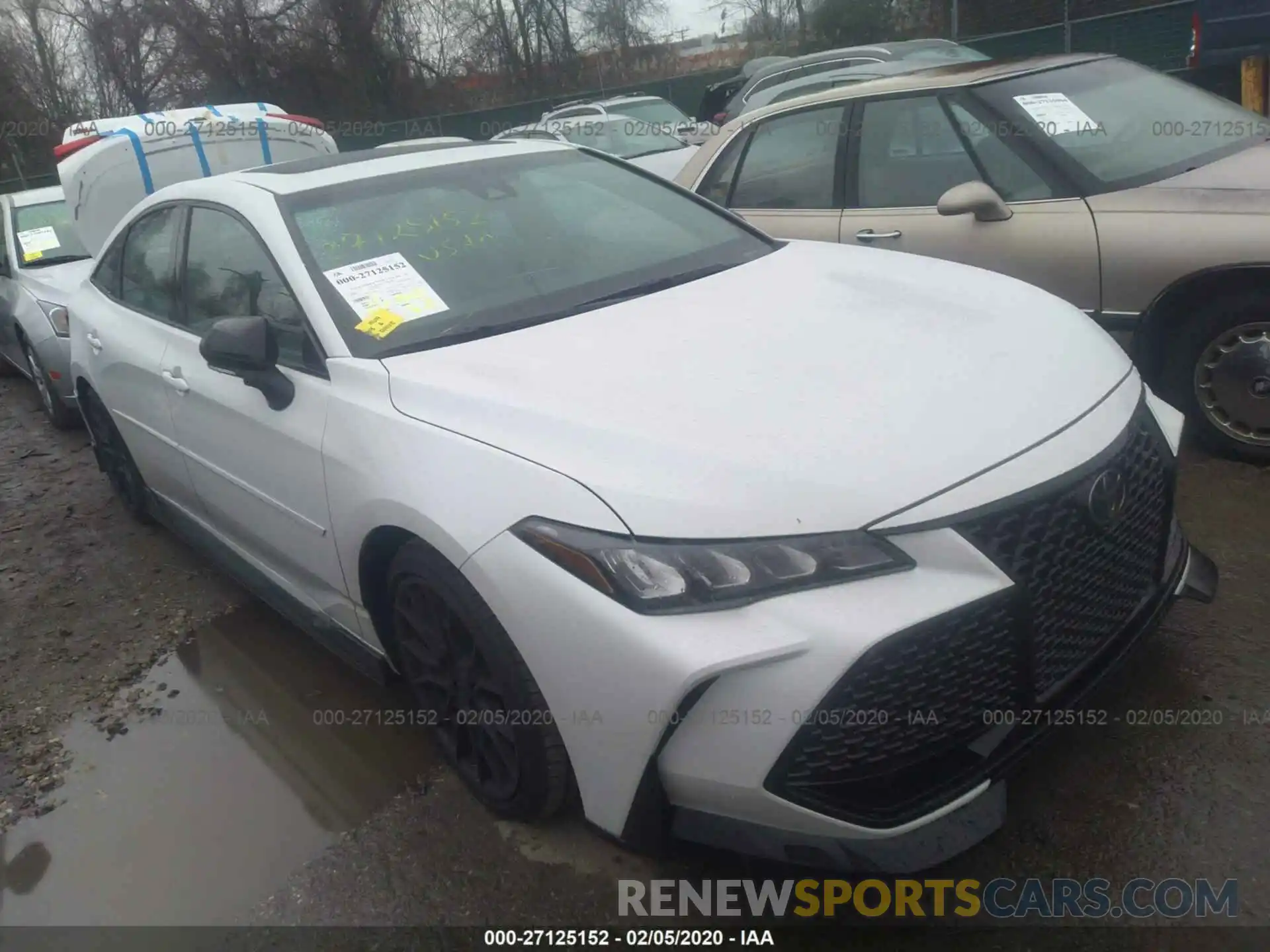 1 Photograph of a damaged car 4T1FZ1FB7LU040227 TOYOTA AVALON 2020