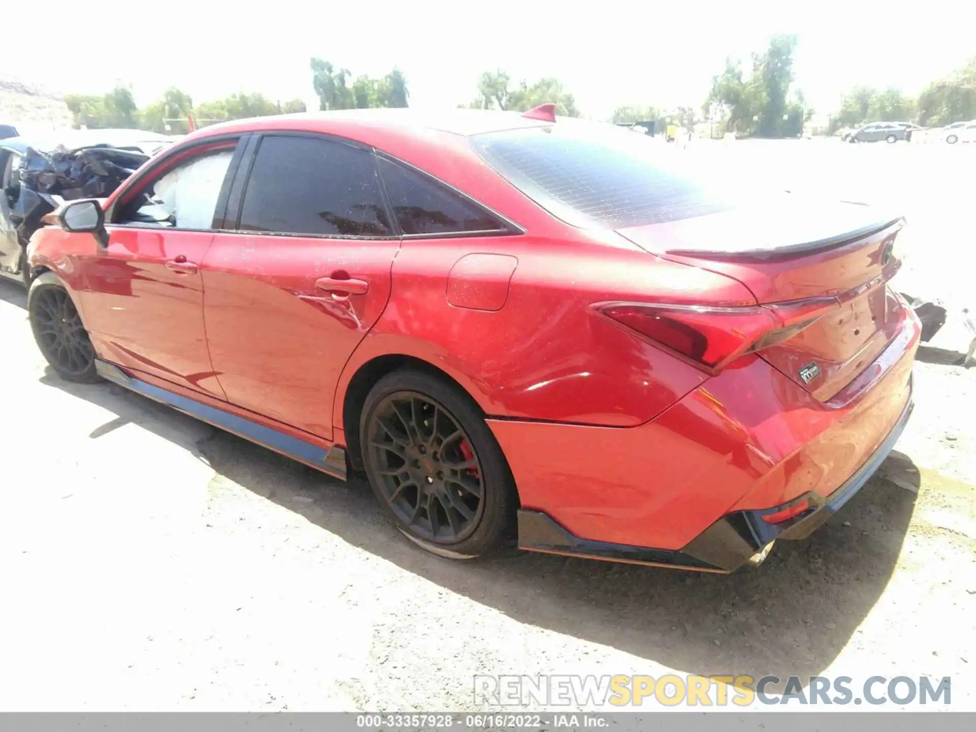 3 Photograph of a damaged car 4T1FZ1FB7LU050322 TOYOTA AVALON 2020