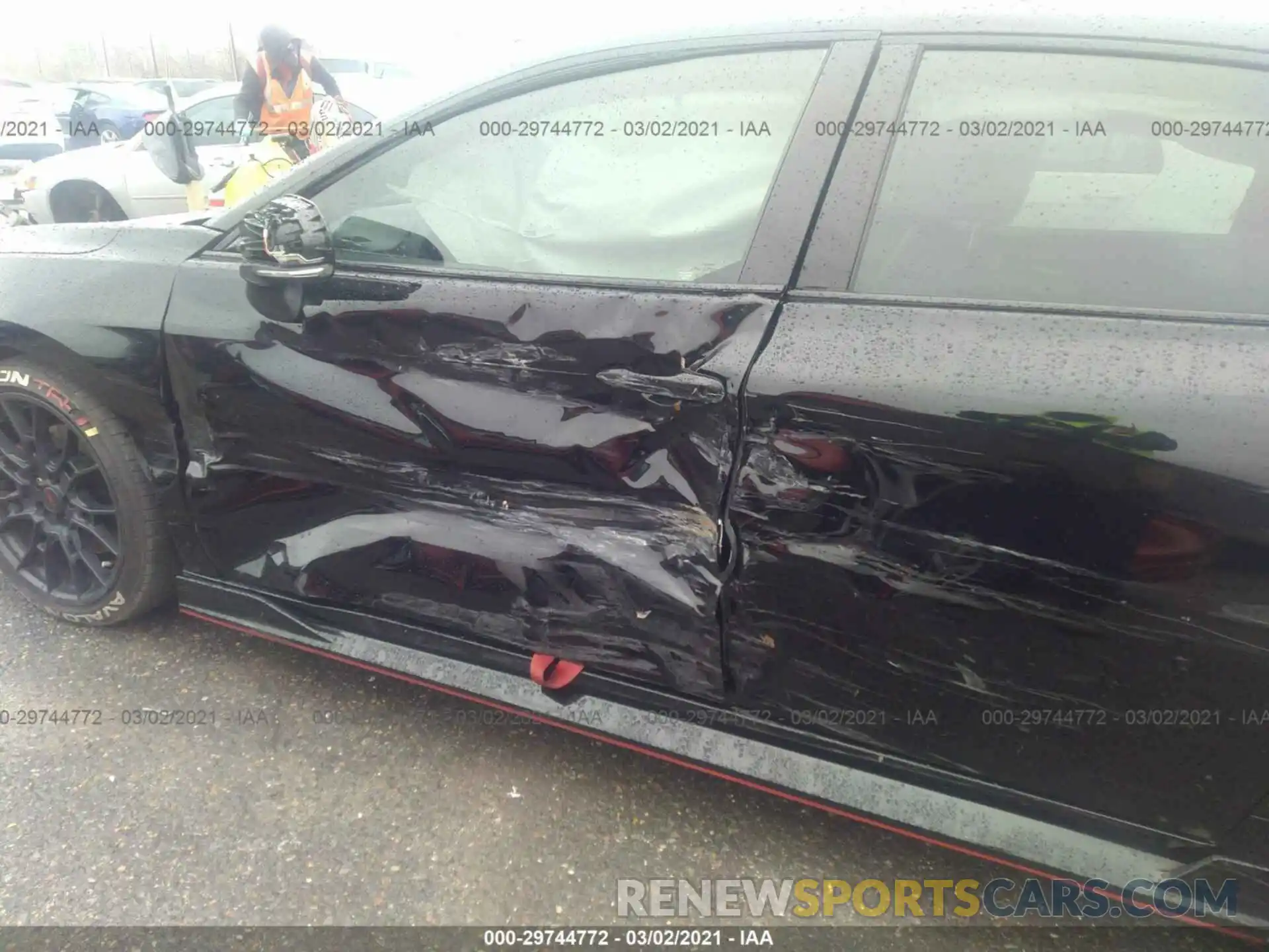 6 Photograph of a damaged car 4T1FZ1FB8LU043847 TOYOTA AVALON 2020