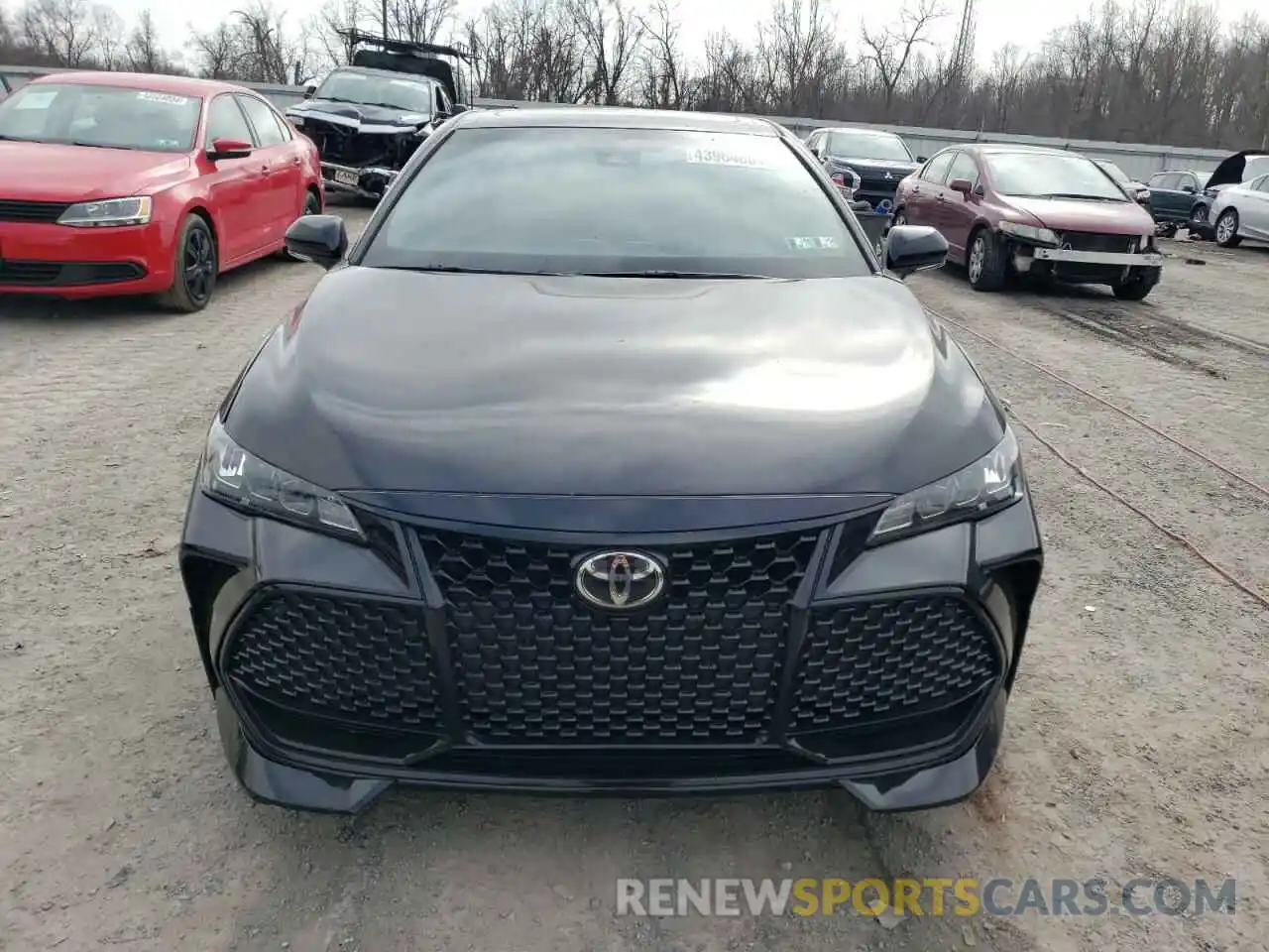 5 Photograph of a damaged car 4T1FZ1FB8LU046165 TOYOTA AVALON 2020