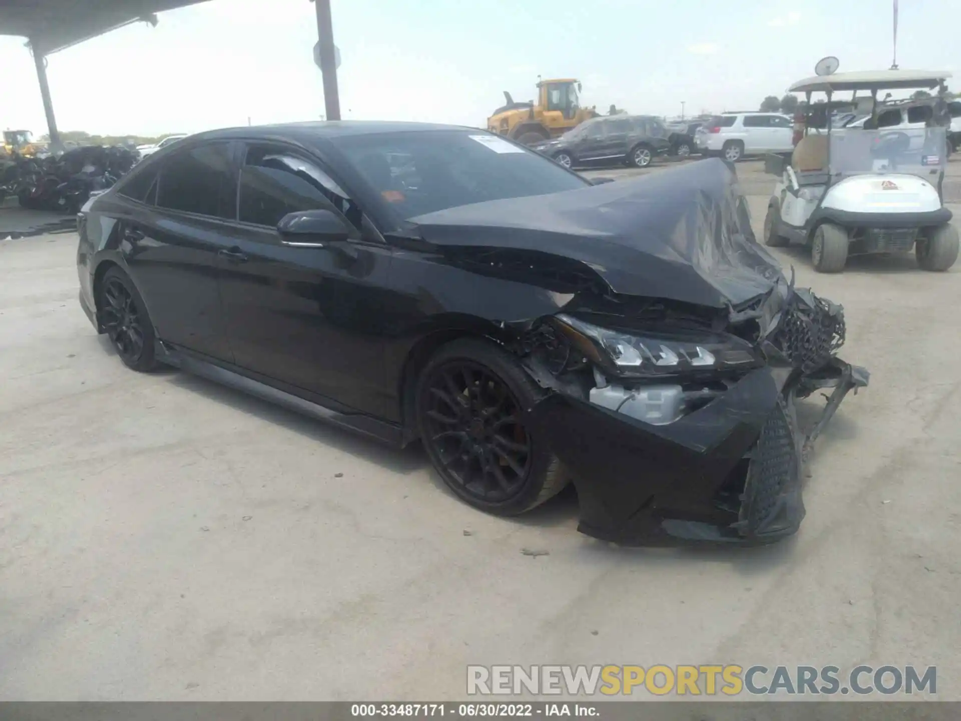 1 Photograph of a damaged car 4T1FZ1FB9LU050998 TOYOTA AVALON 2020