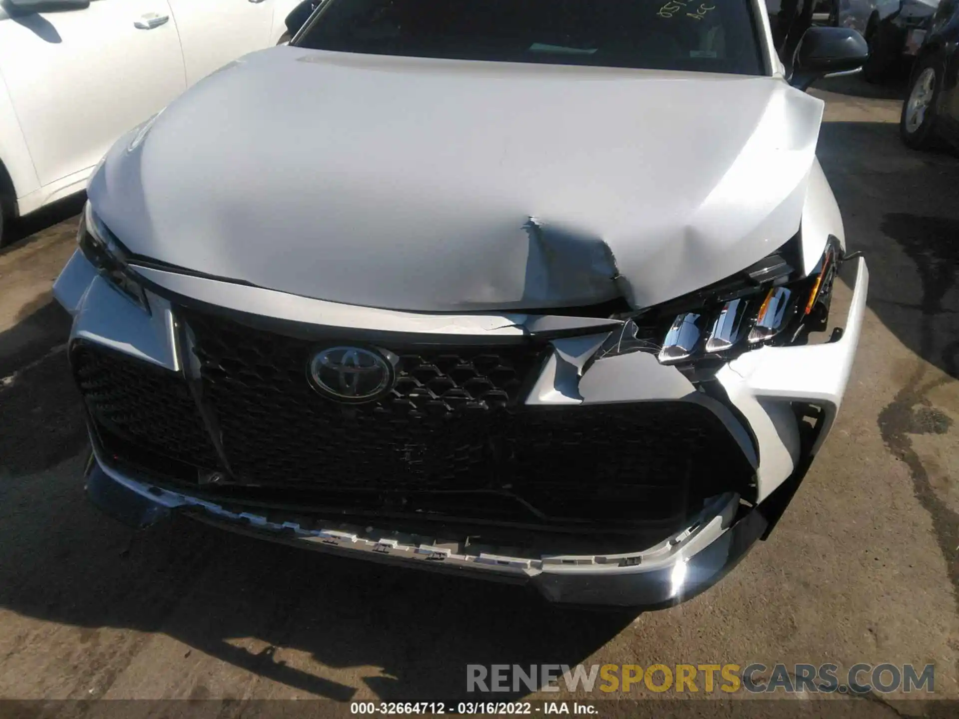 6 Photograph of a damaged car 4T1FZ1FB9LU051343 TOYOTA AVALON 2020