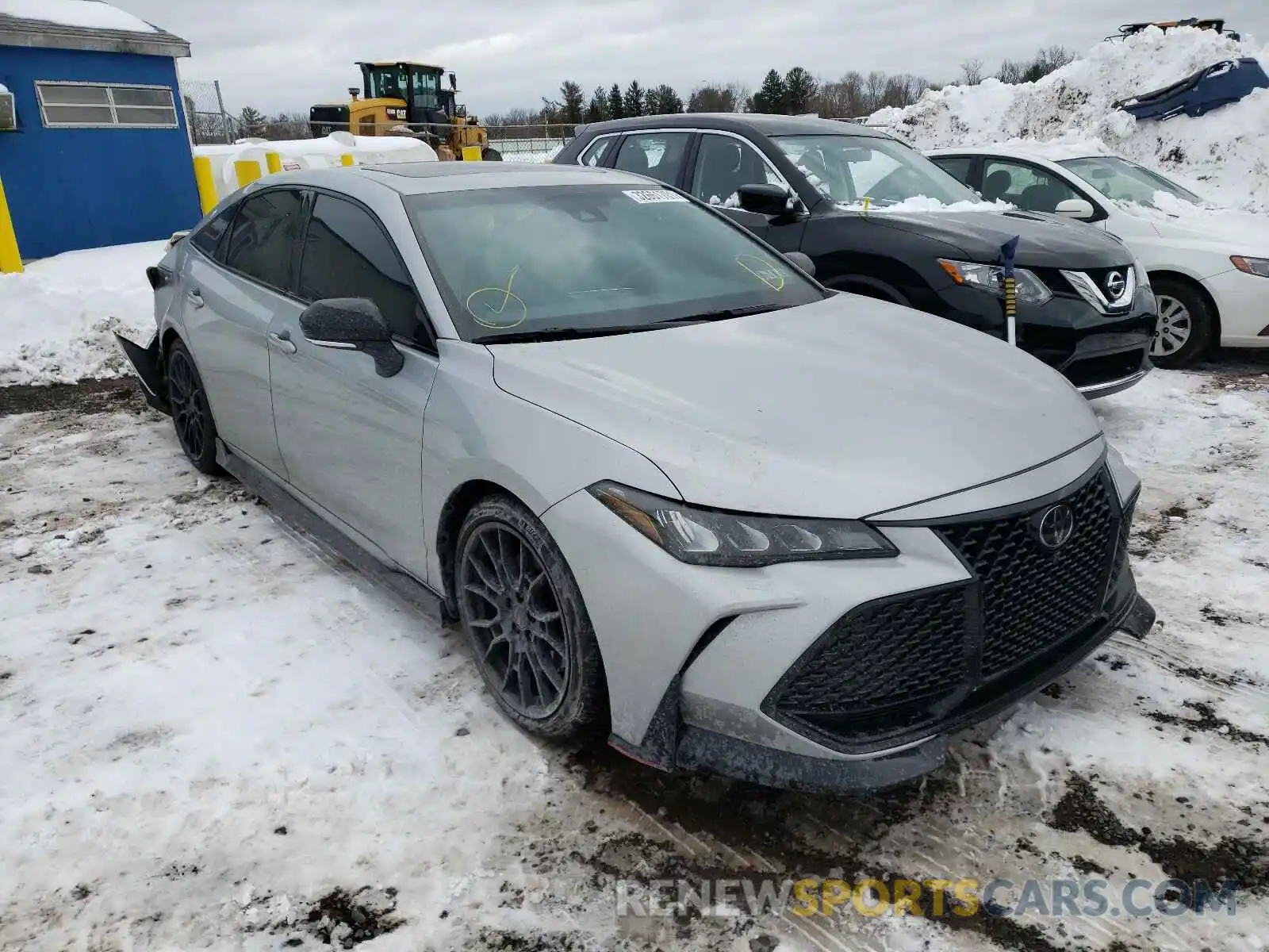 1 Photograph of a damaged car 4T1FZ1FBXLU040108 TOYOTA AVALON 2020