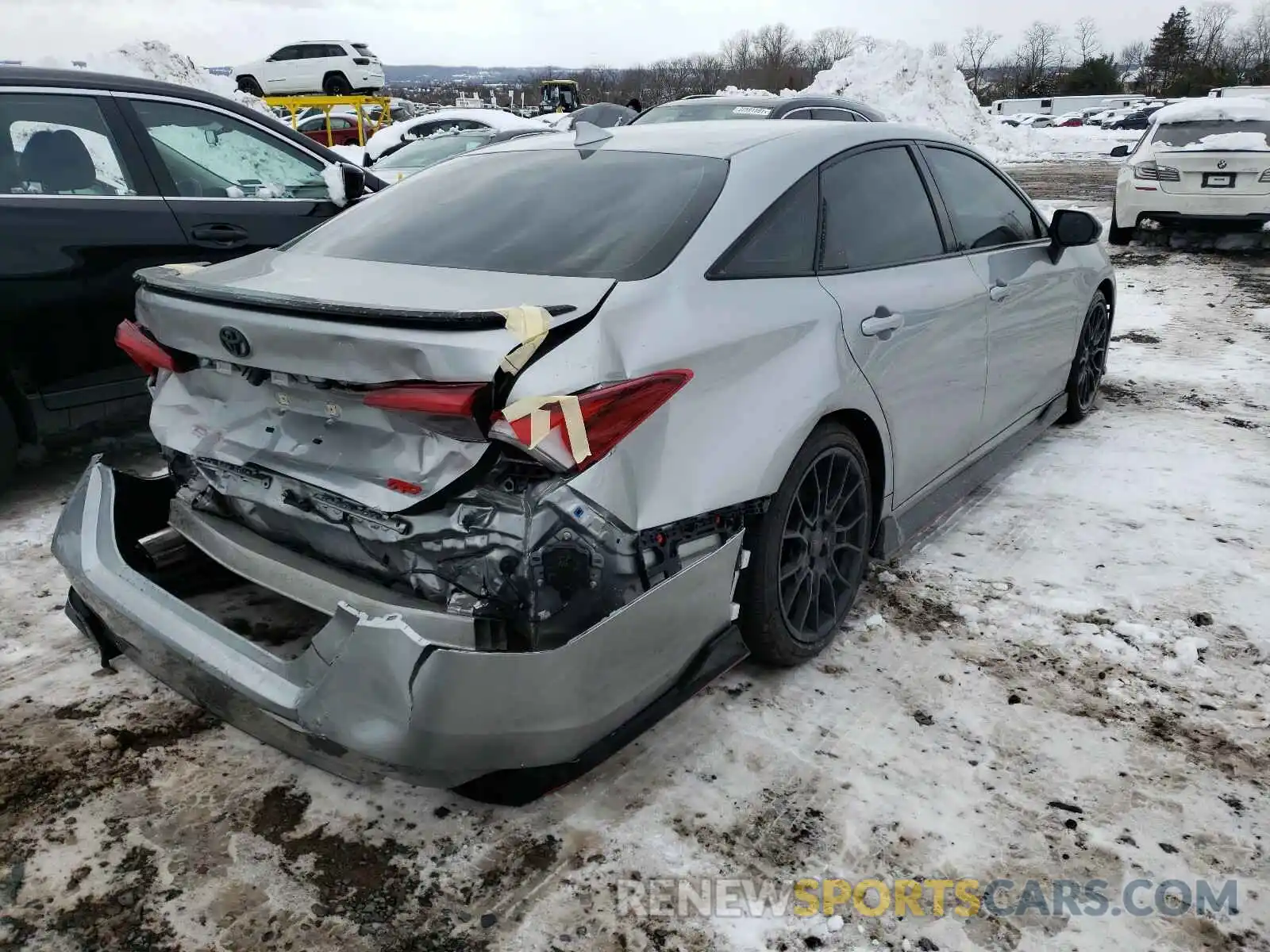 4 Фотография поврежденного автомобиля 4T1FZ1FBXLU040108 TOYOTA AVALON 2020