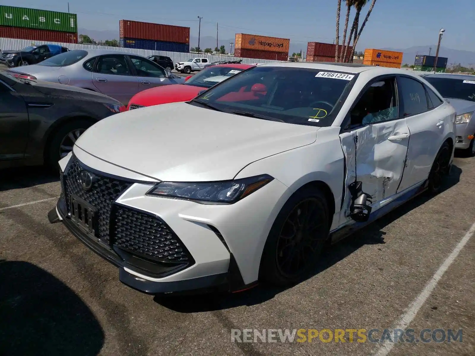 2 Photograph of a damaged car 4T1FZ1FBXLU051402 TOYOTA AVALON 2020