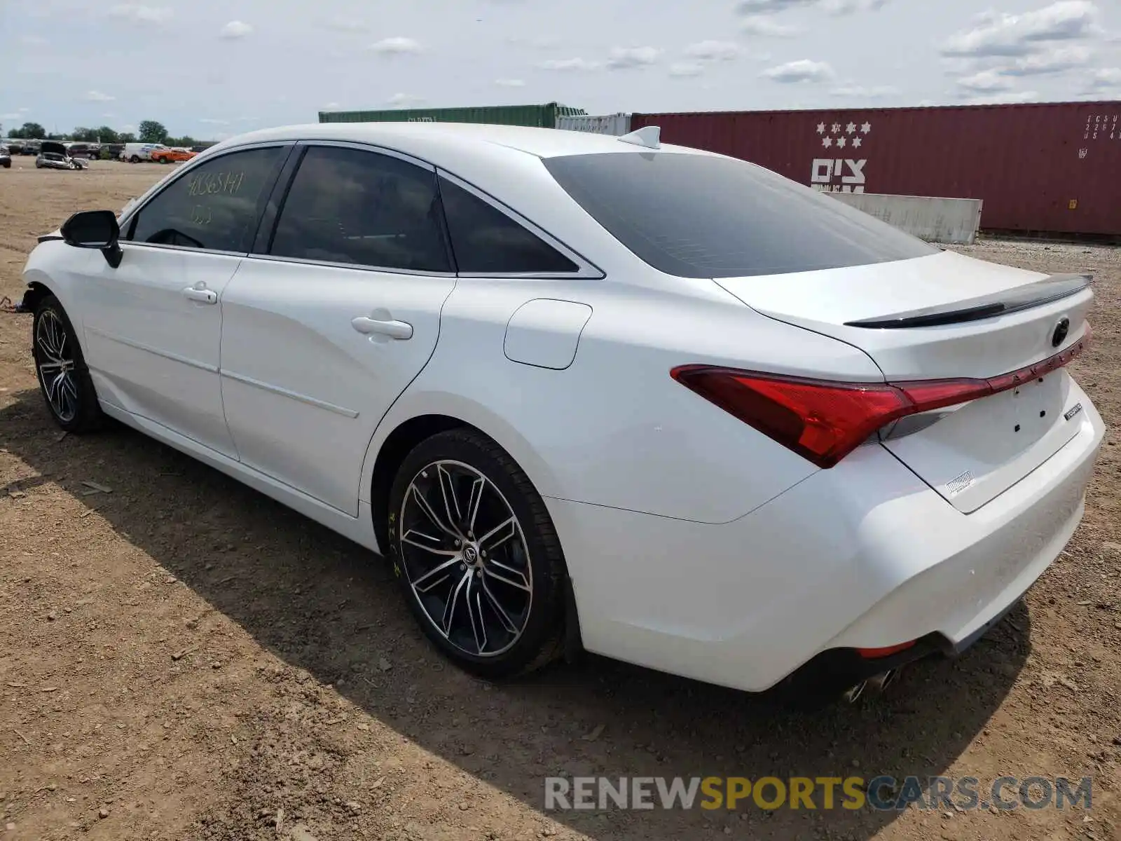 3 Photograph of a damaged car 4T1GZ1FBXLU049928 TOYOTA AVALON 2020