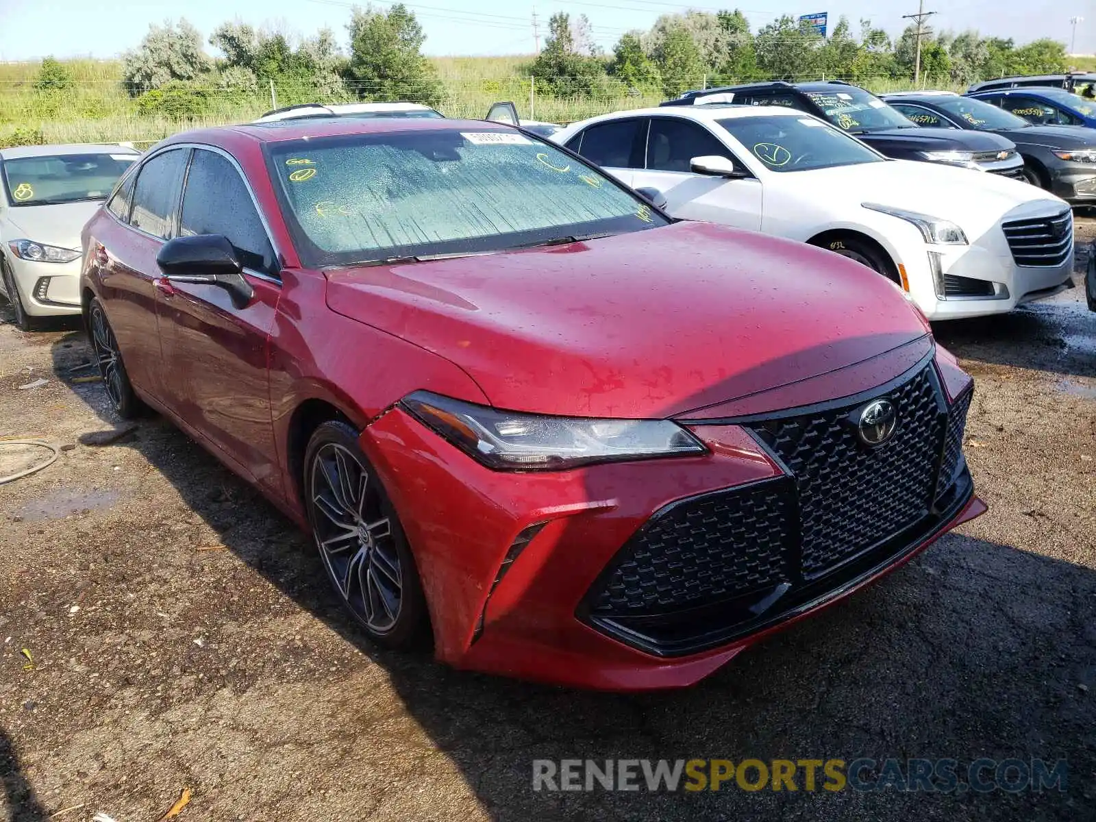 1 Photograph of a damaged car 4T1HZ1FB1LU039602 TOYOTA AVALON 2020