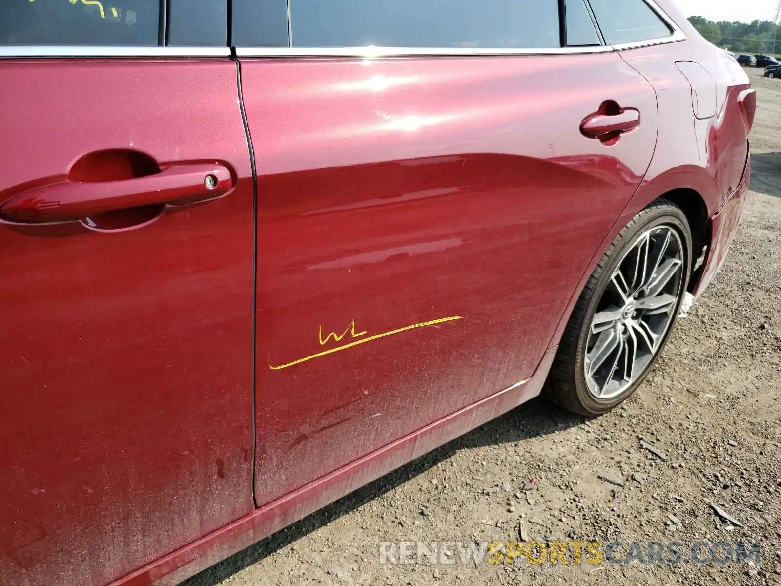 9 Photograph of a damaged car 4T1HZ1FB1LU039602 TOYOTA AVALON 2020