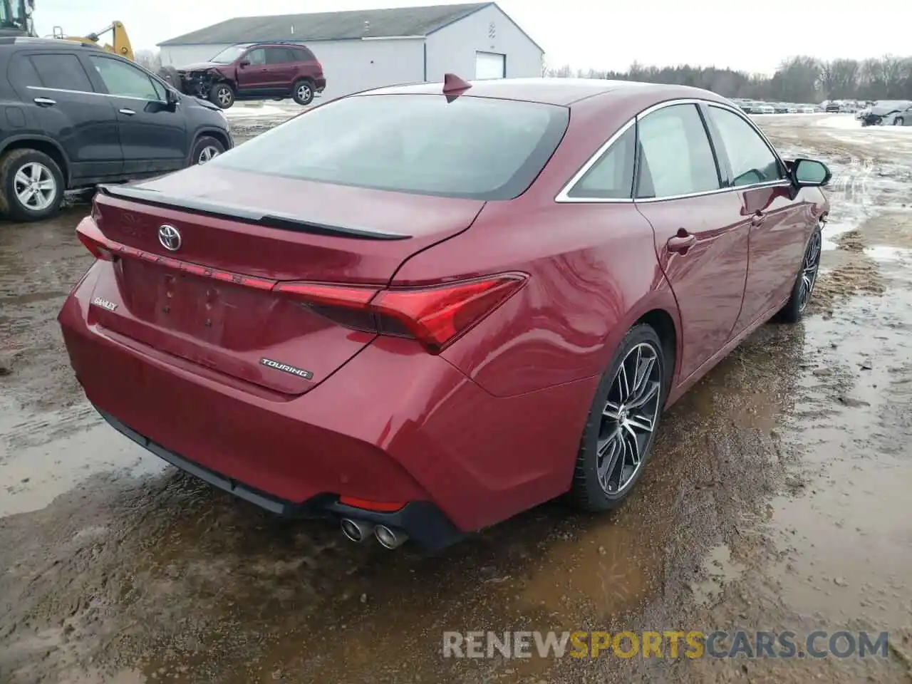 4 Photograph of a damaged car 4T1HZ1FB5LU042664 TOYOTA AVALON 2020