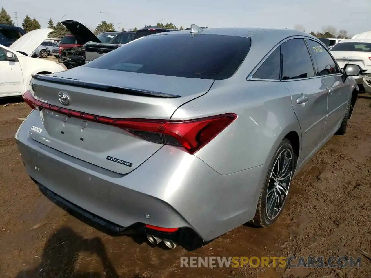 4 Photograph of a damaged car 4T1HZ1FB7LU050474 TOYOTA AVALON 2020