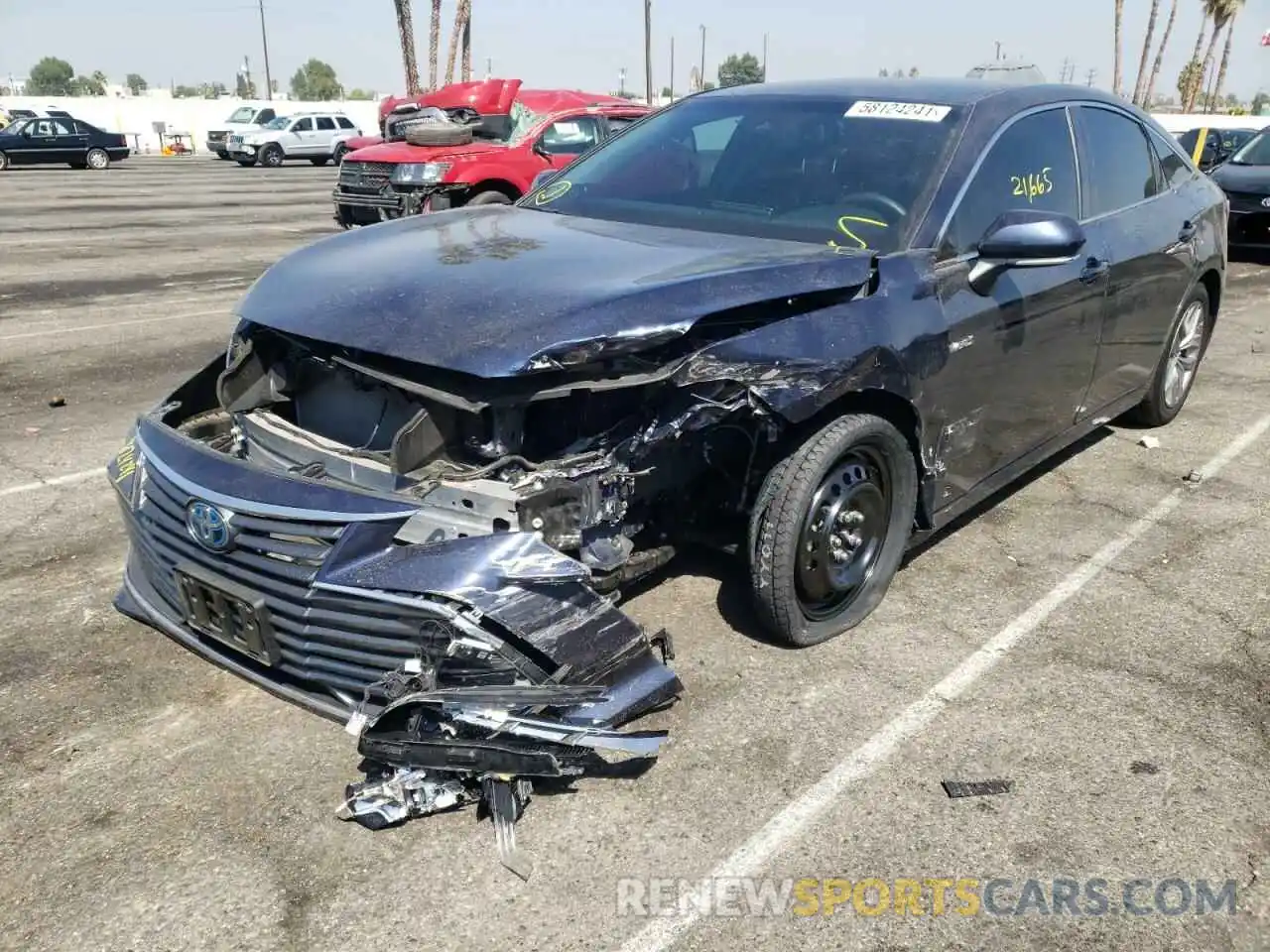 2 Photograph of a damaged car 4T1J21FB9LU014825 TOYOTA AVALON 2020