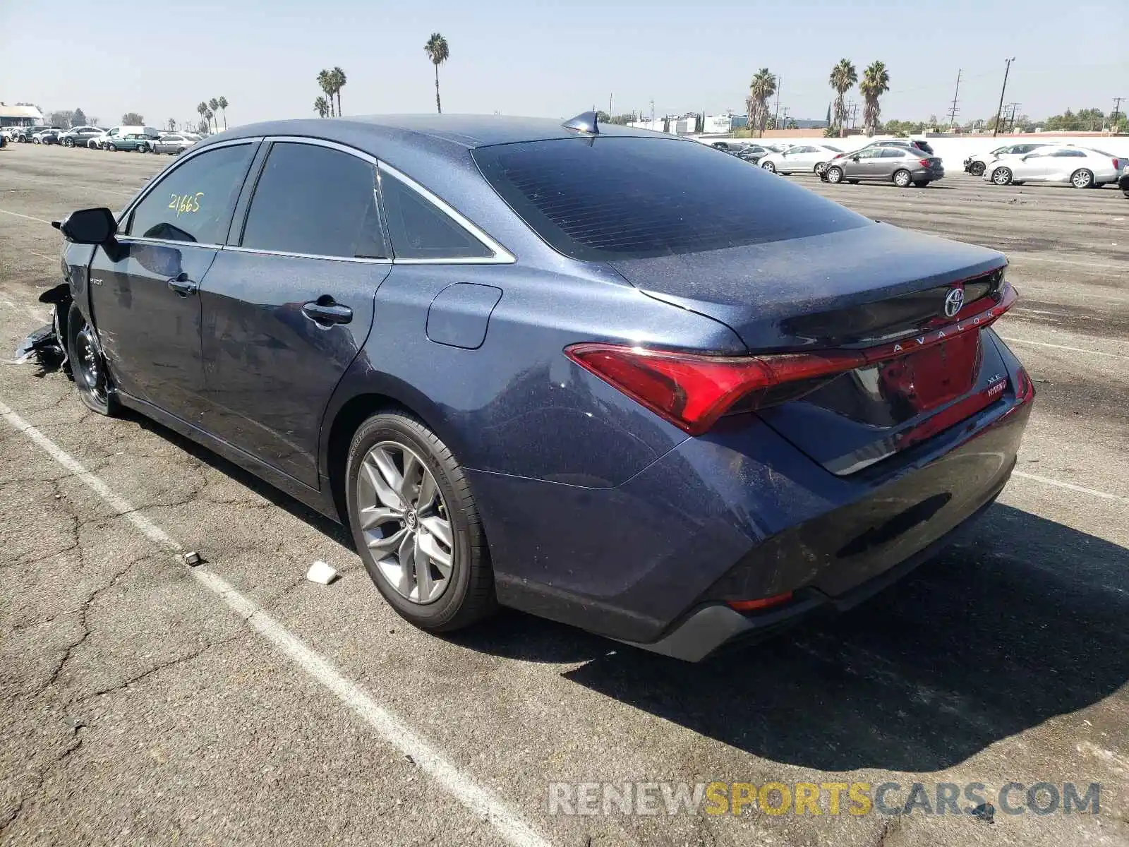 3 Photograph of a damaged car 4T1J21FB9LU014825 TOYOTA AVALON 2020