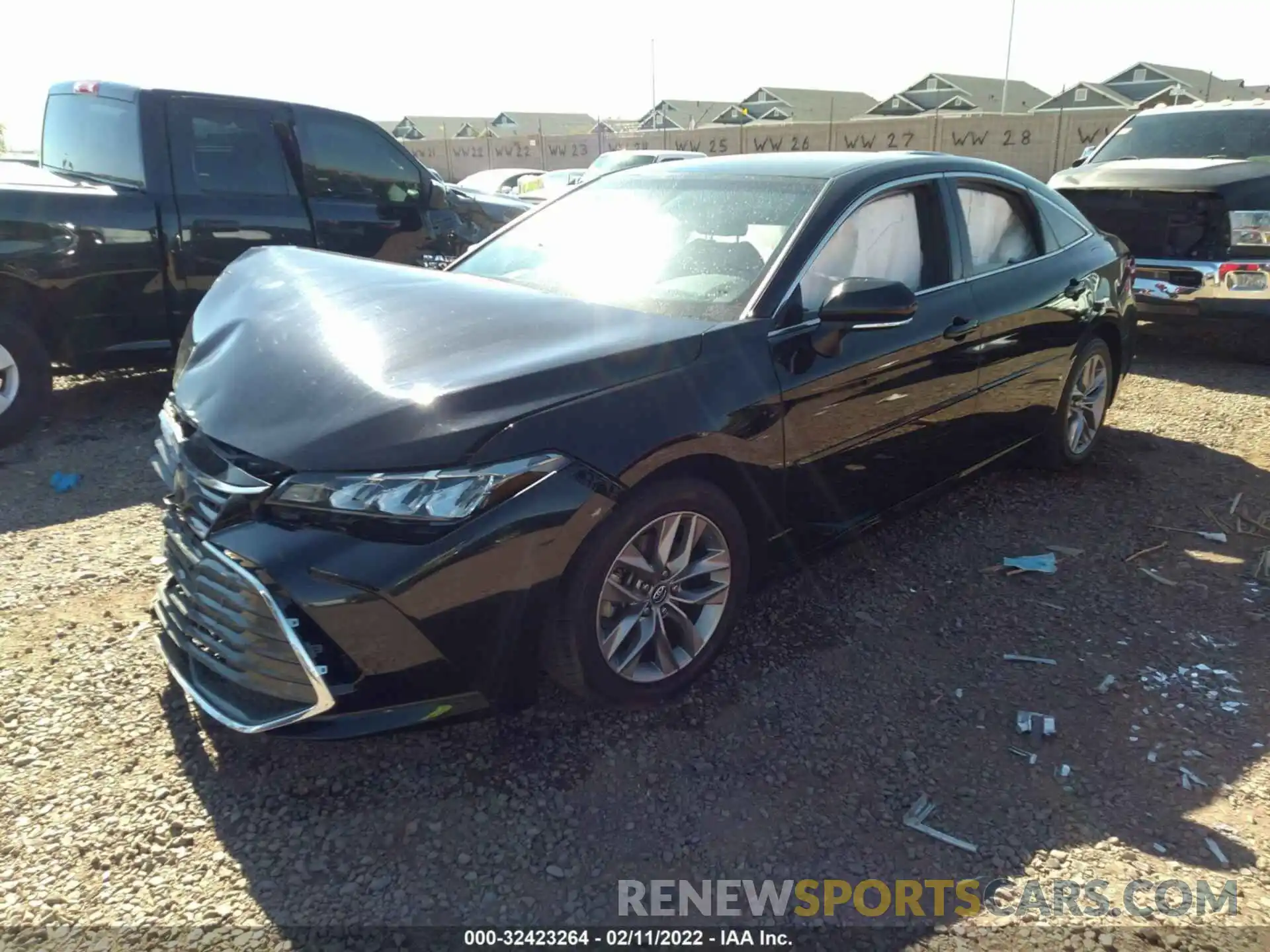 2 Photograph of a damaged car 4T1JZ1FB0LU040452 TOYOTA AVALON 2020