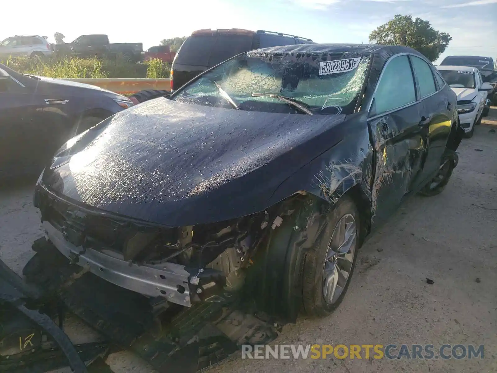 2 Photograph of a damaged car 4T1JZ1FB0LU050219 TOYOTA AVALON 2020