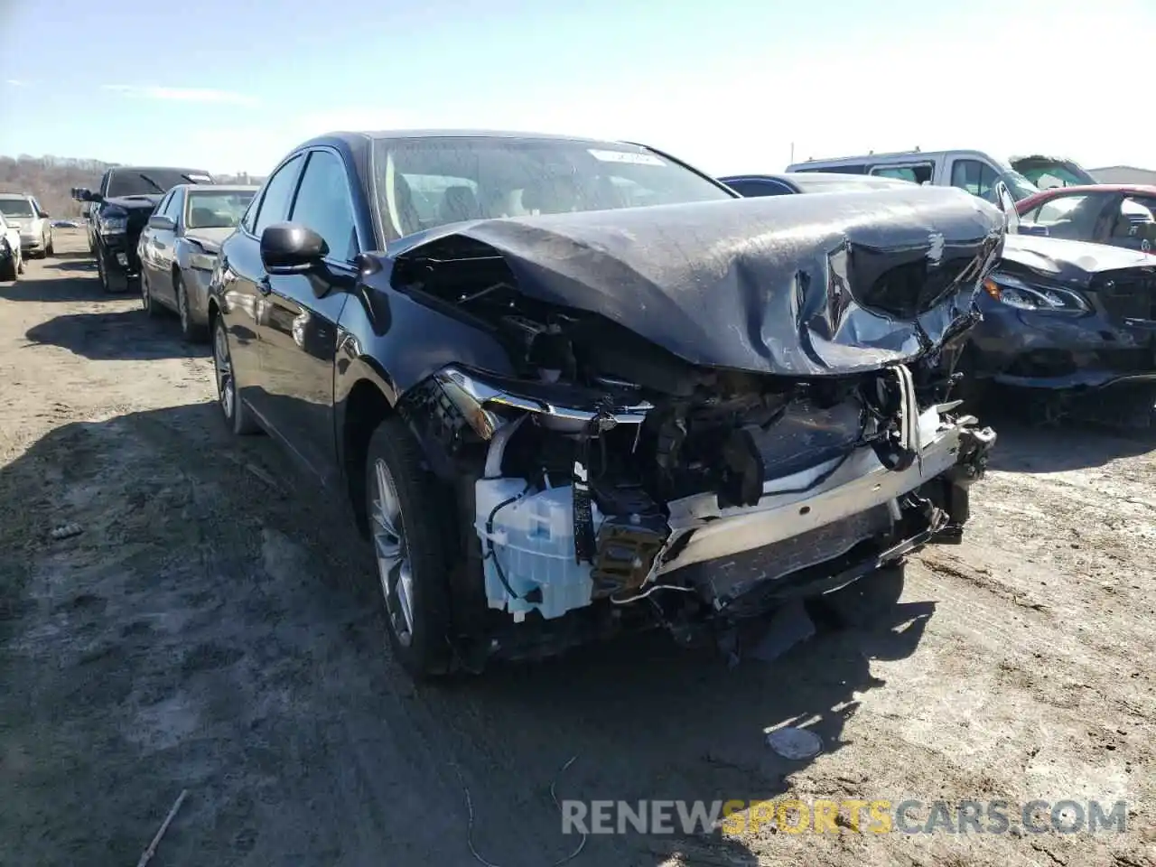 1 Photograph of a damaged car 4T1JZ1FB6LU044814 TOYOTA AVALON 2020