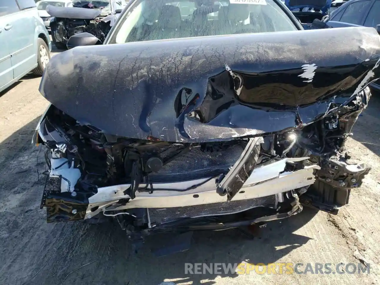 9 Photograph of a damaged car 4T1JZ1FB6LU044814 TOYOTA AVALON 2020