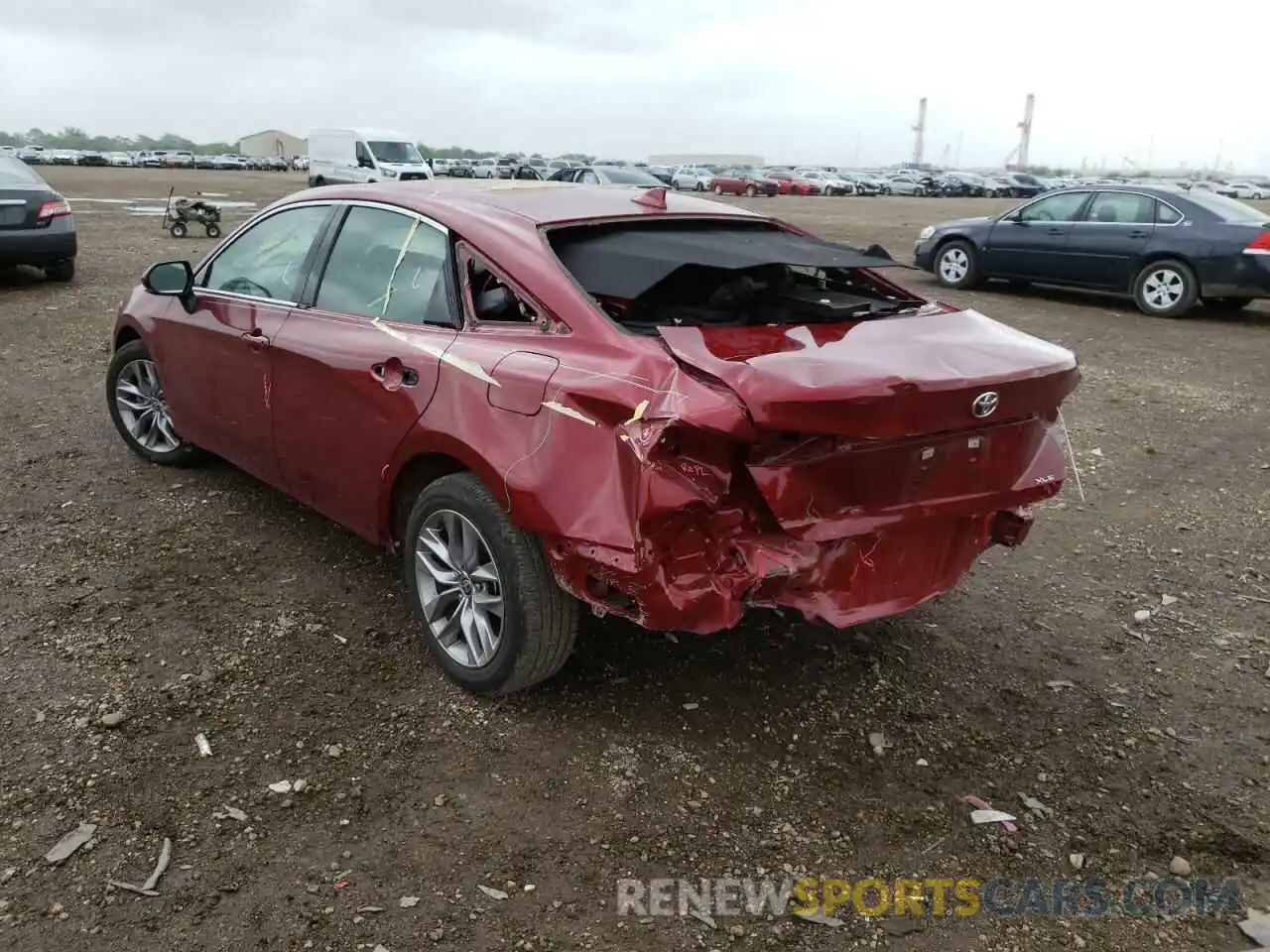 3 Photograph of a damaged car 4T1JZ1FB6LU054324 TOYOTA AVALON 2020