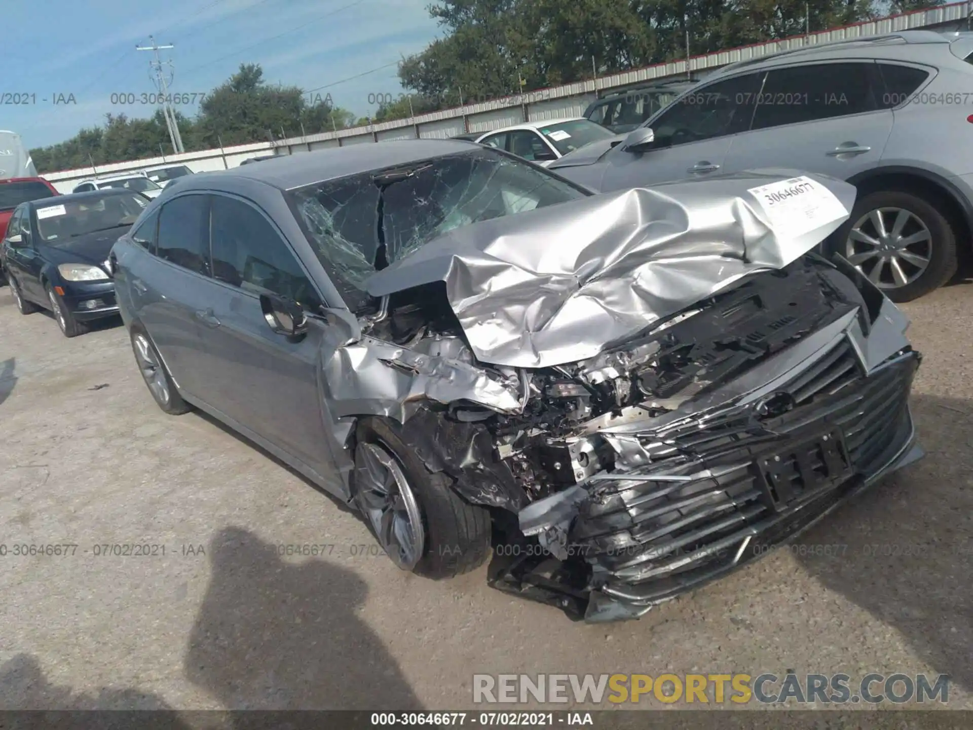 1 Photograph of a damaged car 4T1JZ1FB6LU055750 TOYOTA AVALON 2020