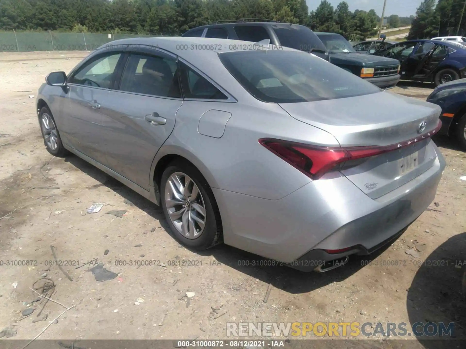 3 Photograph of a damaged car 4T1JZ1FB6LU055795 TOYOTA AVALON 2020