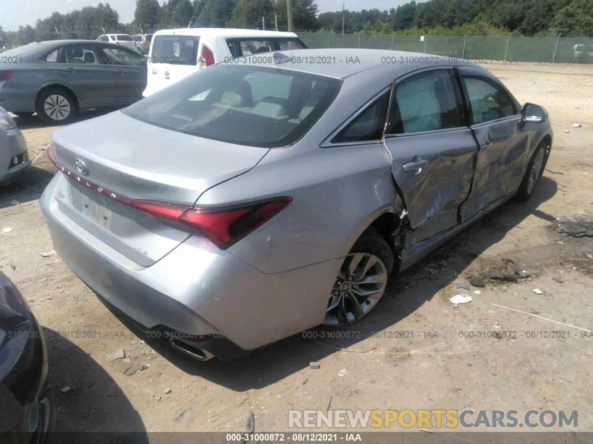 4 Photograph of a damaged car 4T1JZ1FB6LU055795 TOYOTA AVALON 2020