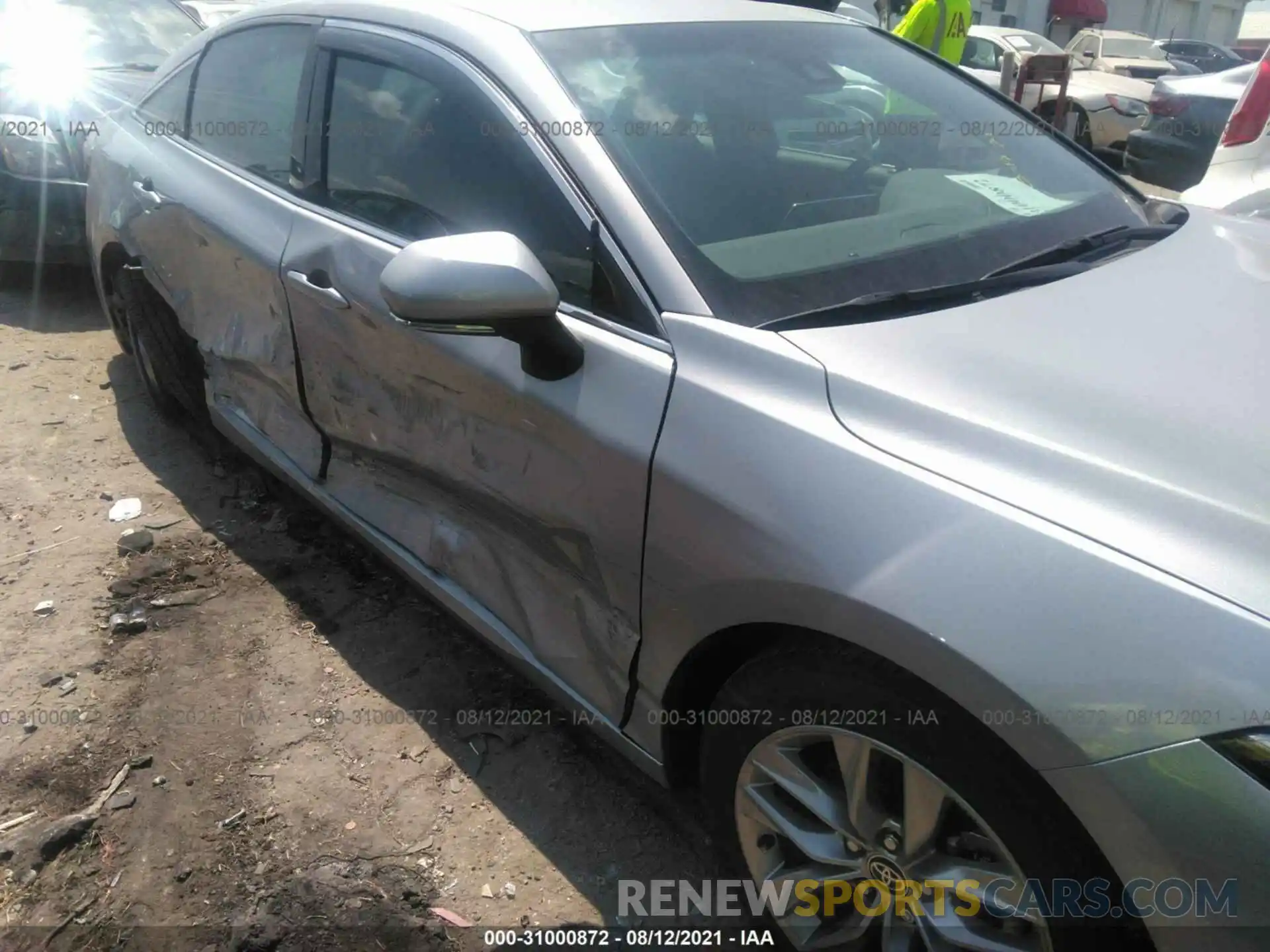 6 Photograph of a damaged car 4T1JZ1FB6LU055795 TOYOTA AVALON 2020