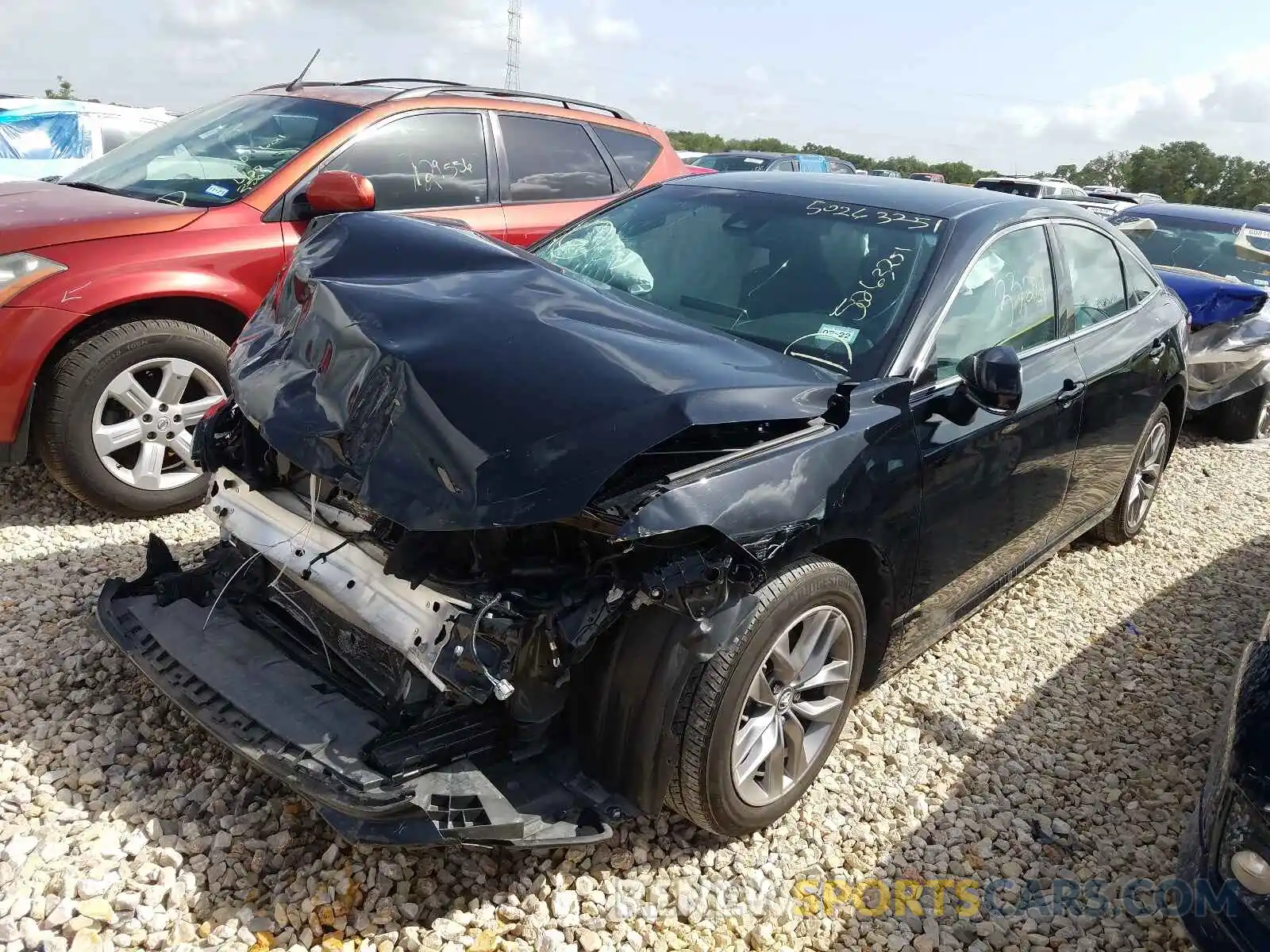 2 Photograph of a damaged car 4T1JZ1FB7LU049777 TOYOTA AVALON 2020