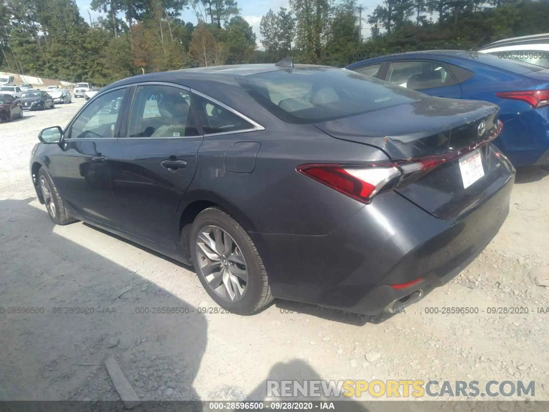 3 Photograph of a damaged car 4T1JZ1FB8LU050470 TOYOTA AVALON 2020