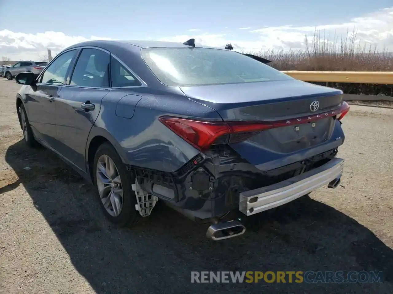 3 Photograph of a damaged car 4T1JZ1FB9LU045021 TOYOTA AVALON 2020