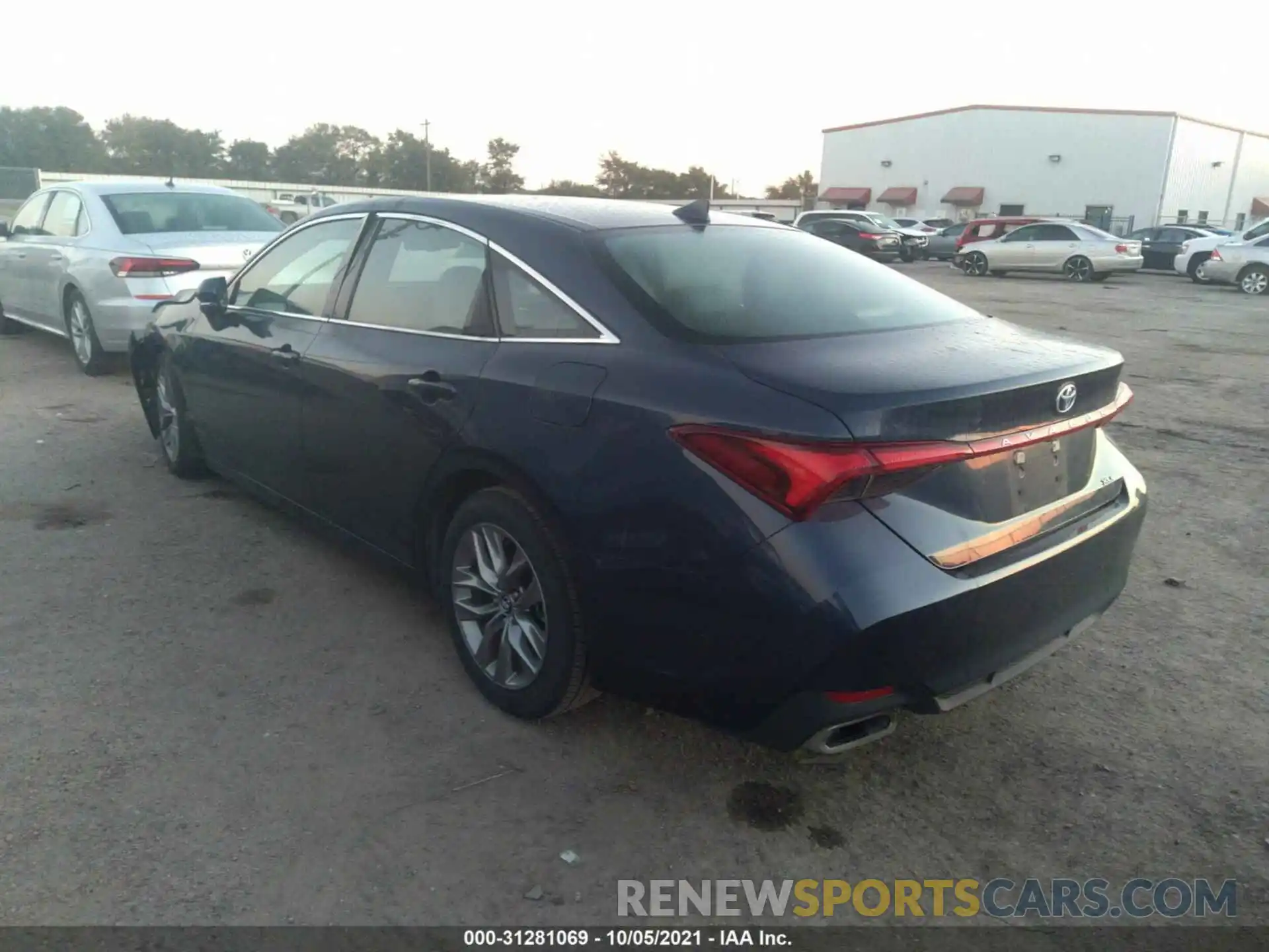 3 Photograph of a damaged car 4T1JZ1FB9LU049375 TOYOTA AVALON 2020