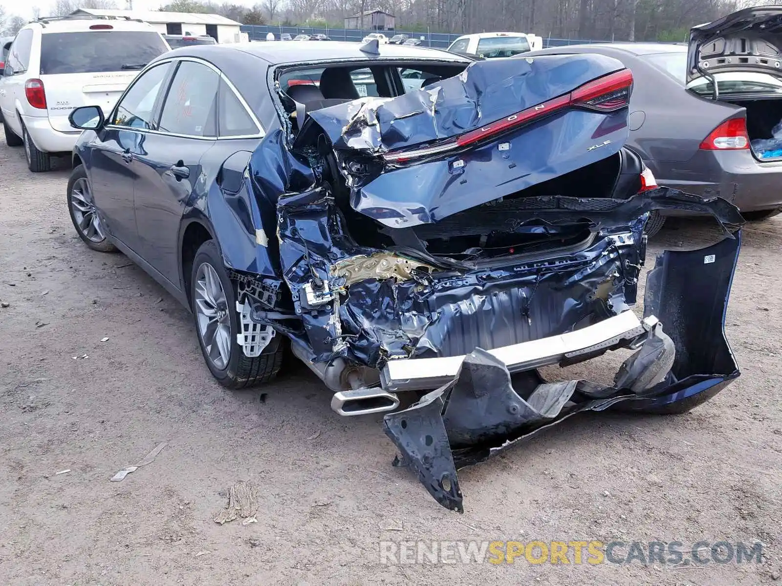 3 Photograph of a damaged car 4T1JZ1FB9LU050512 TOYOTA AVALON 2020