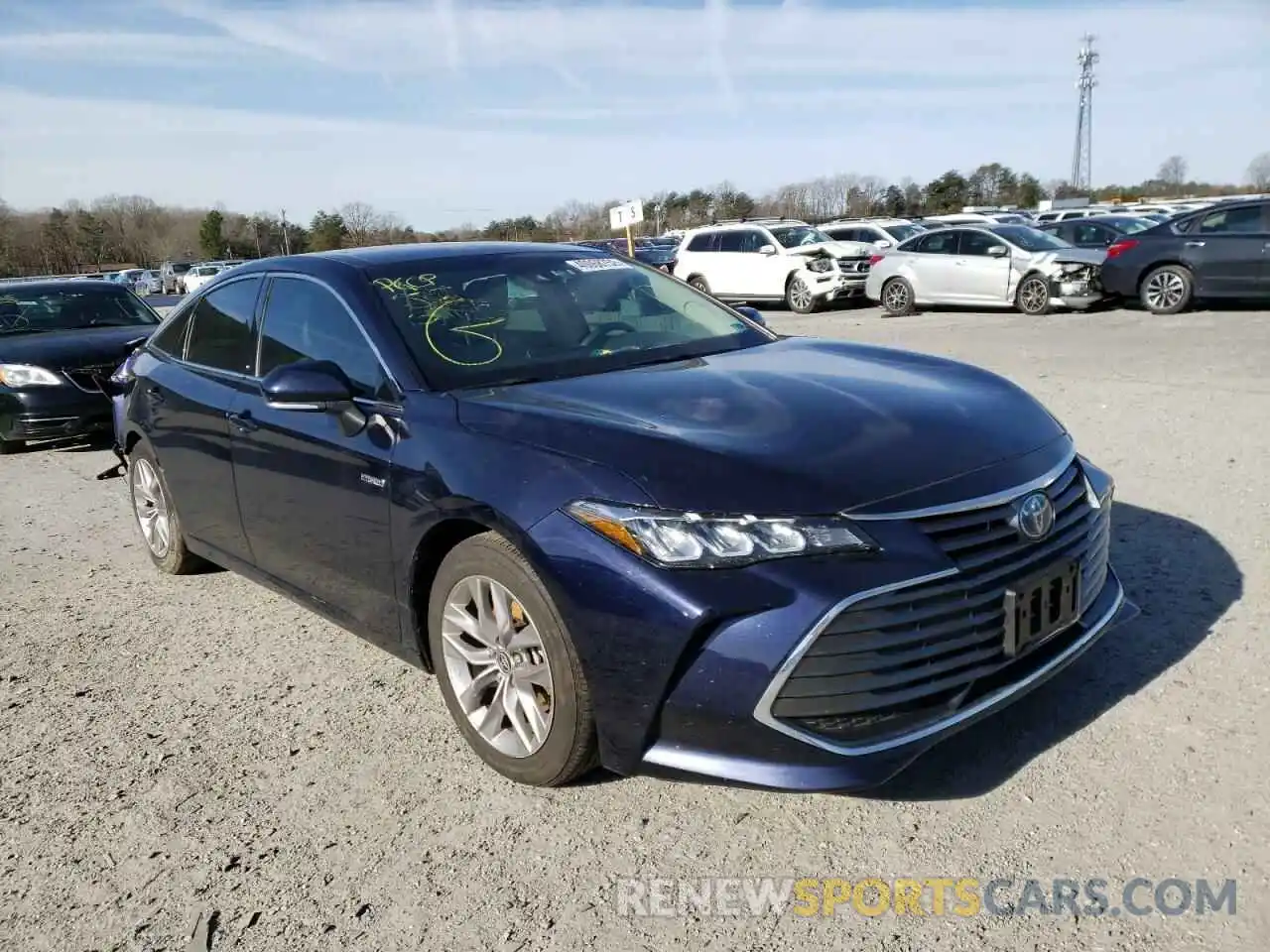 1 Photograph of a damaged car 4T1AA1AB6MU002806 TOYOTA AVALON 2021