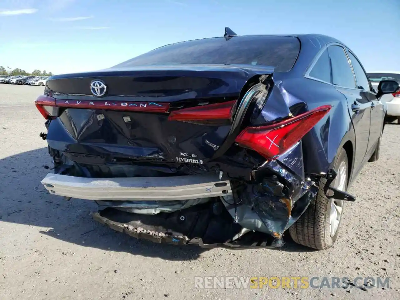 9 Photograph of a damaged car 4T1AA1AB6MU002806 TOYOTA AVALON 2021