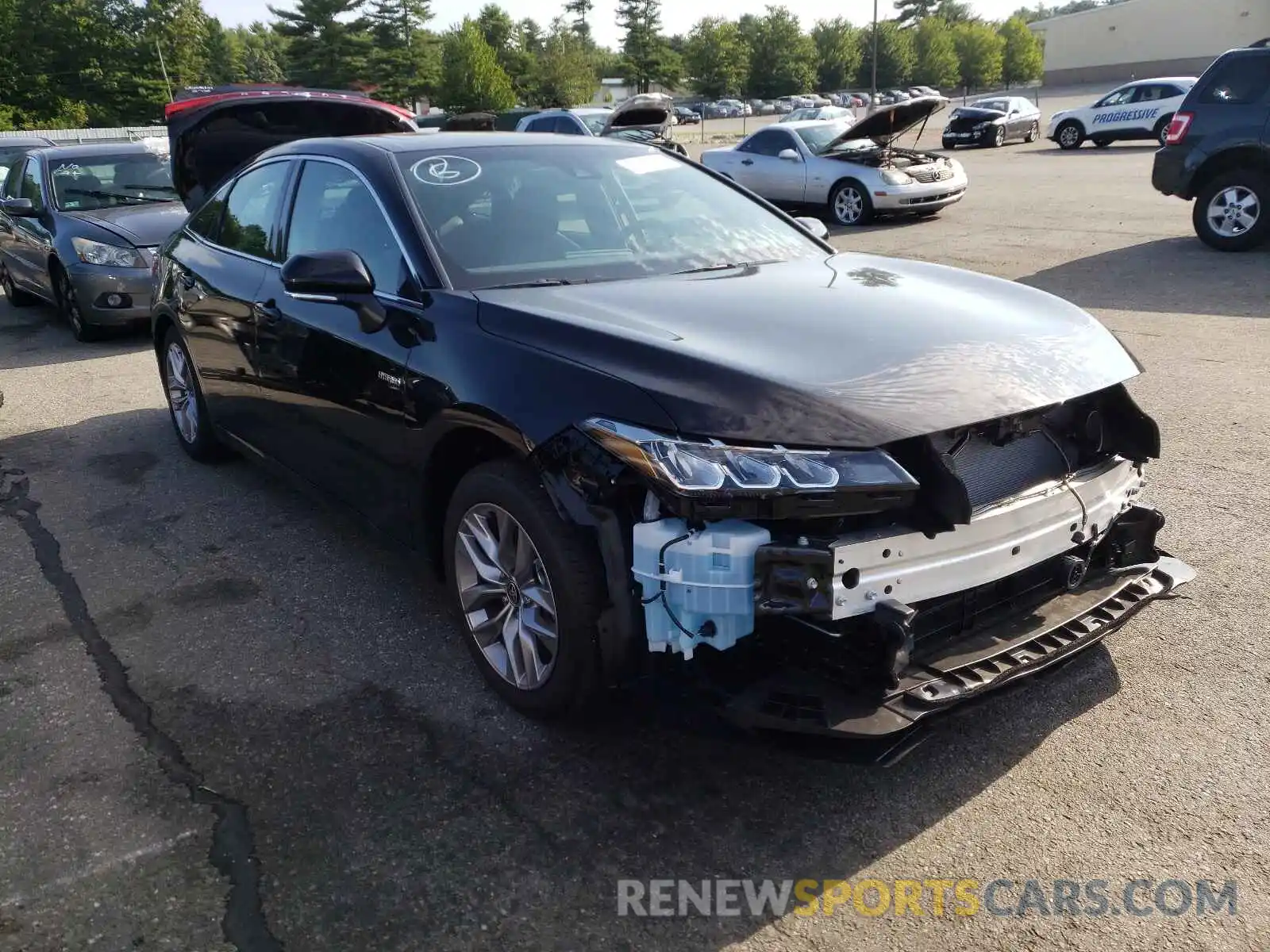 1 Photograph of a damaged car 4T1AA1AB7MU007481 TOYOTA AVALON 2021