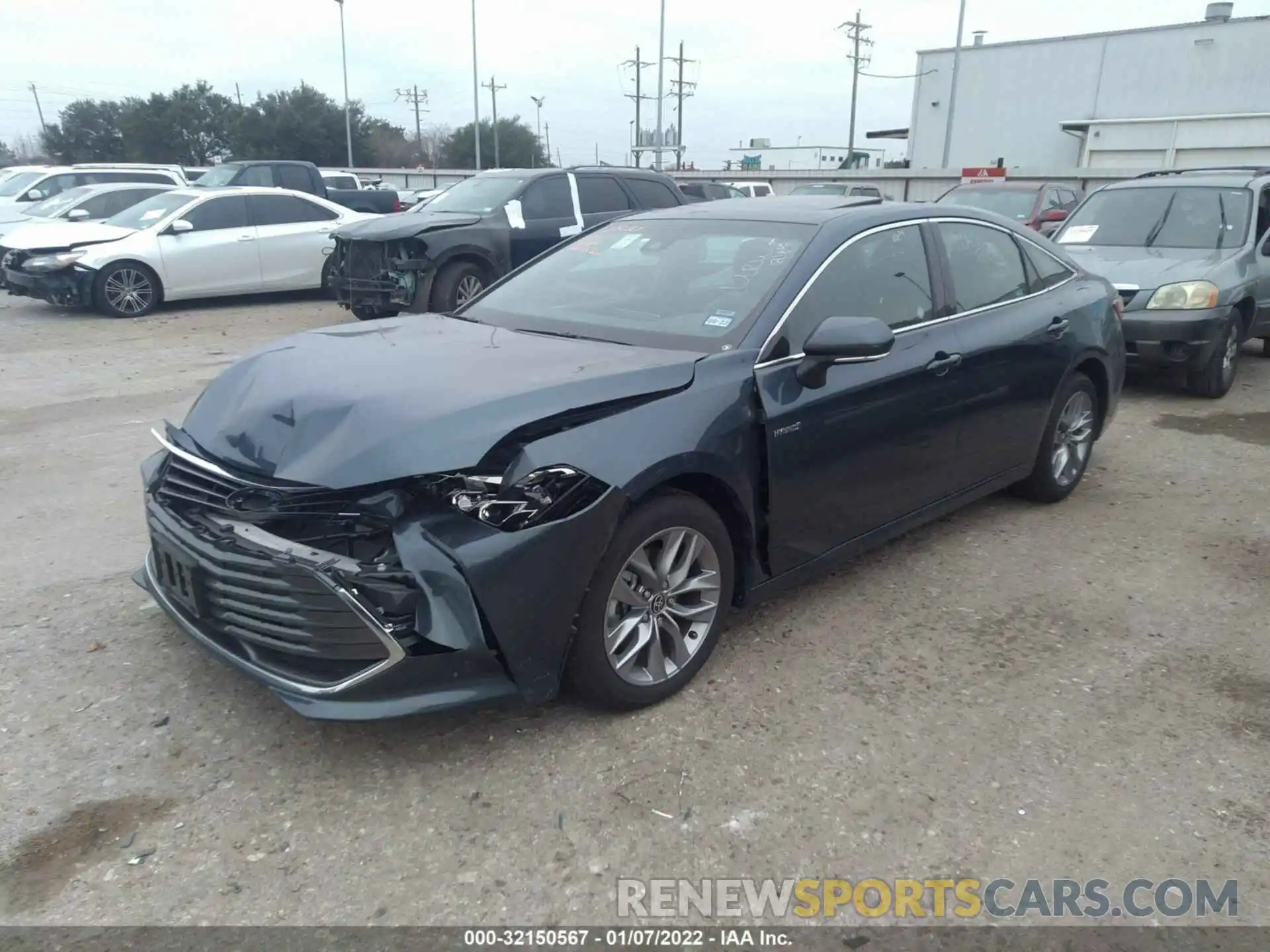 2 Photograph of a damaged car 4T1AA1AB8MU009708 TOYOTA AVALON 2021