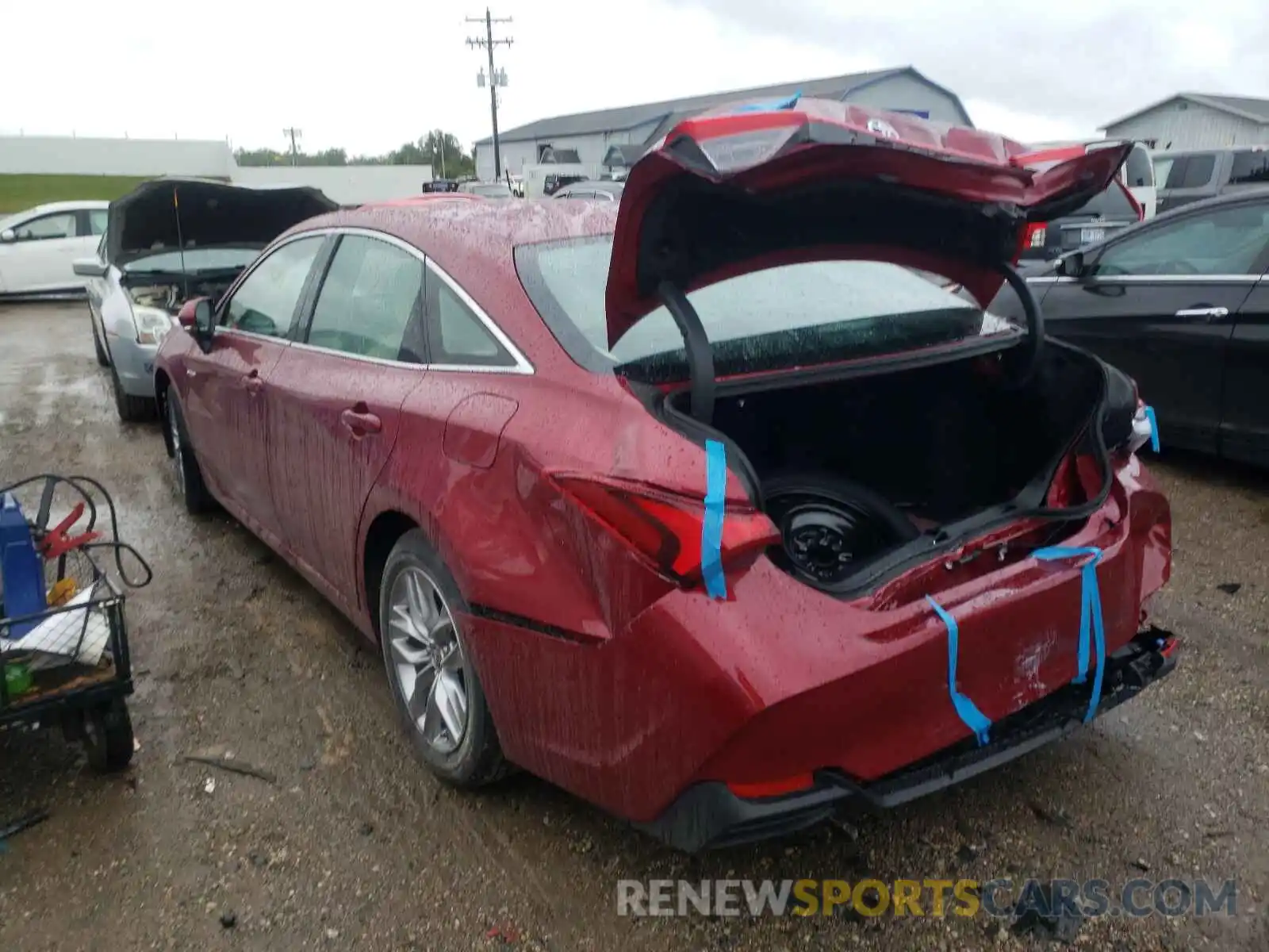 3 Photograph of a damaged car 4T1AA1ABXMU008432 TOYOTA AVALON 2021