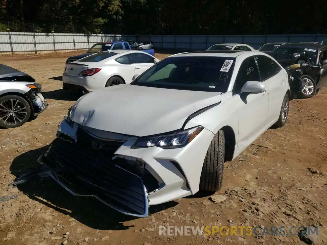 2 Photograph of a damaged car 4T1AZ1FB2MU070182 TOYOTA AVALON 2021