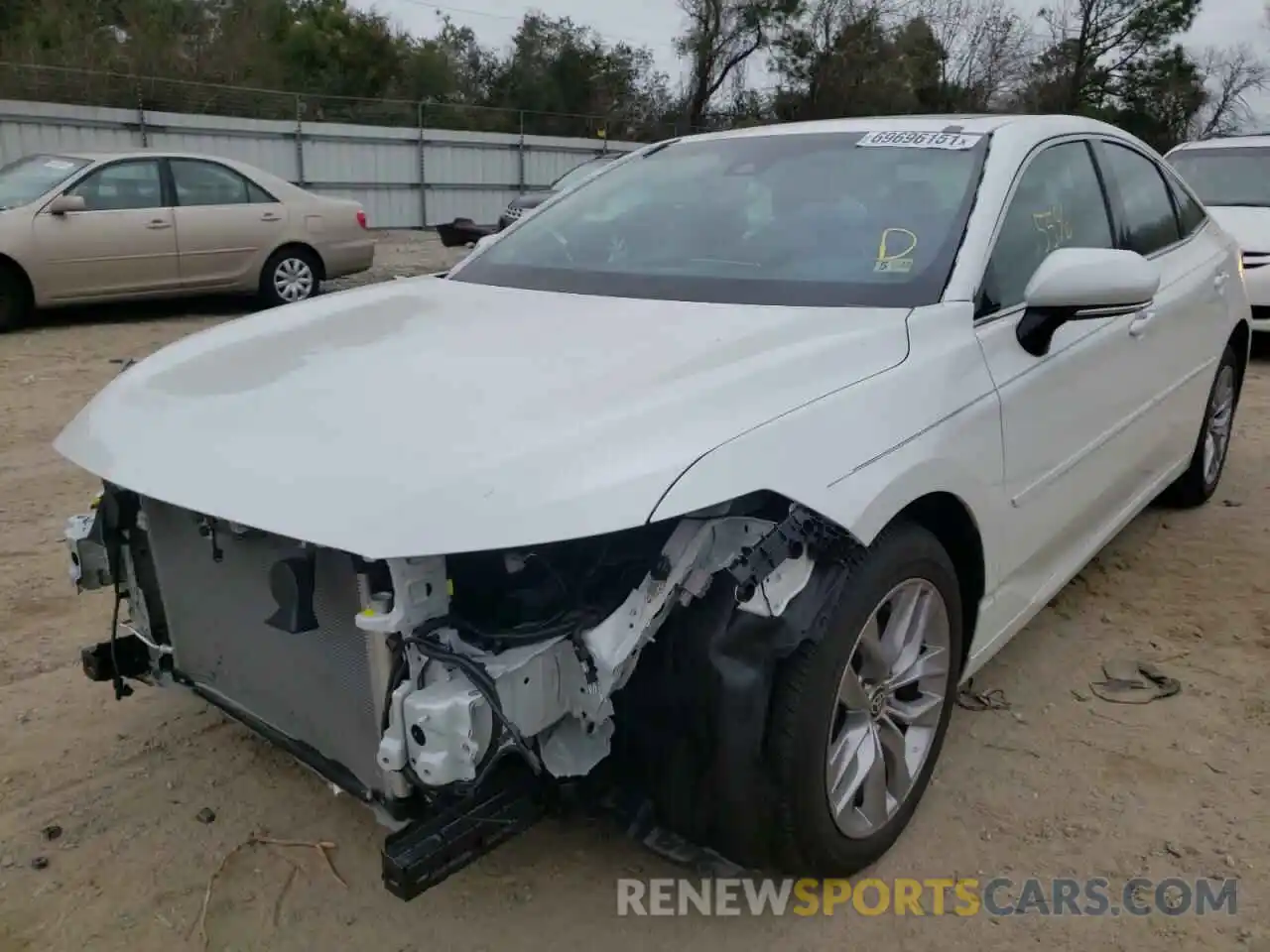 2 Photograph of a damaged car 4T1AZ1FB3MU057747 TOYOTA AVALON 2021