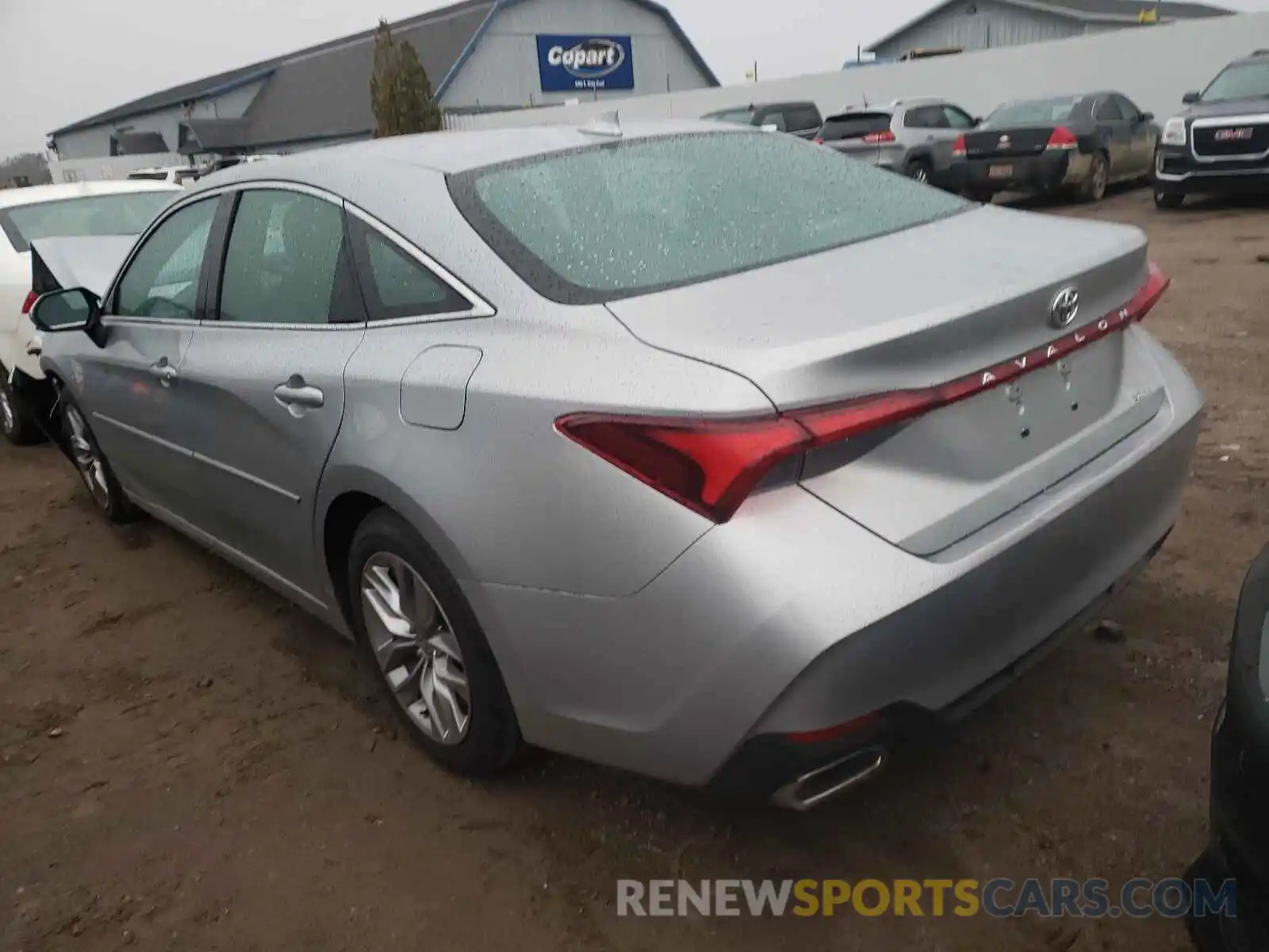 3 Photograph of a damaged car 4T1AZ1FB8MU064502 TOYOTA AVALON 2021