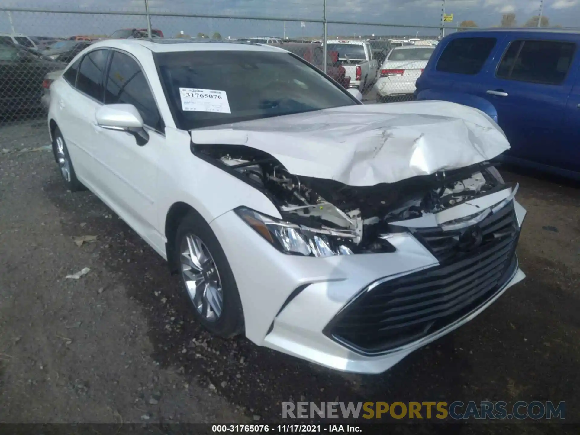 1 Photograph of a damaged car 4T1AZ1FBXMU070205 TOYOTA AVALON 2021